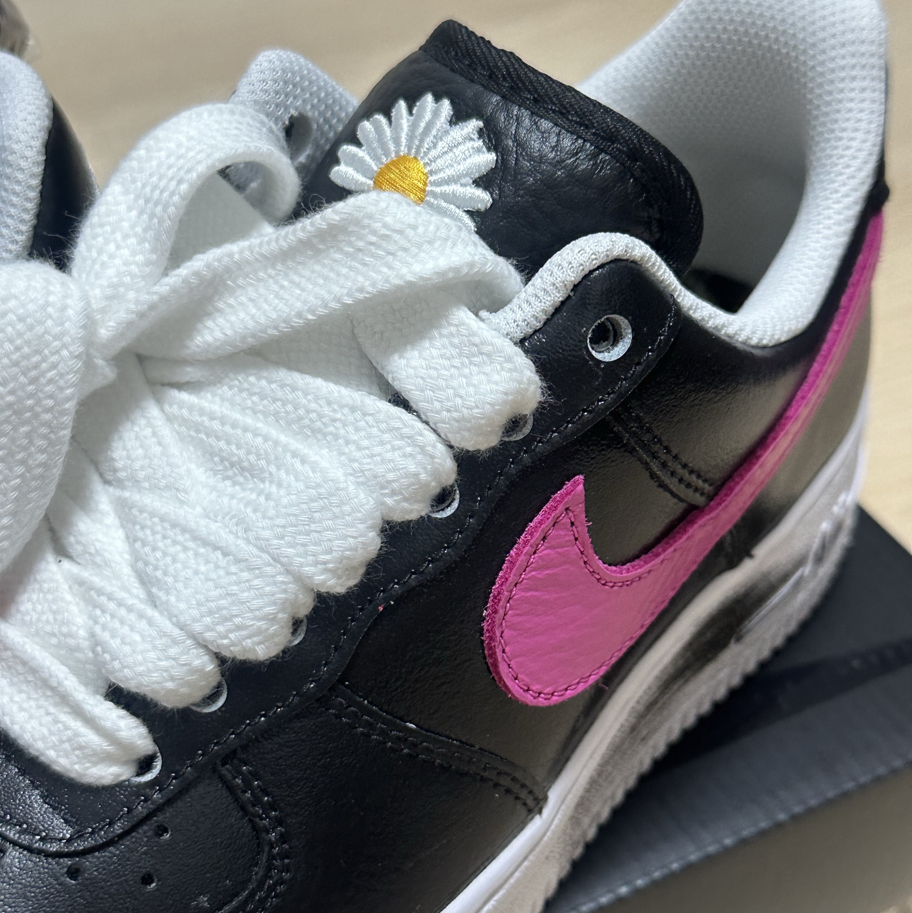 Nike x Peaceminusone Air Force 1 Low Para-Noise 3.0 Black and Multicolor 착용 스타일 - 3