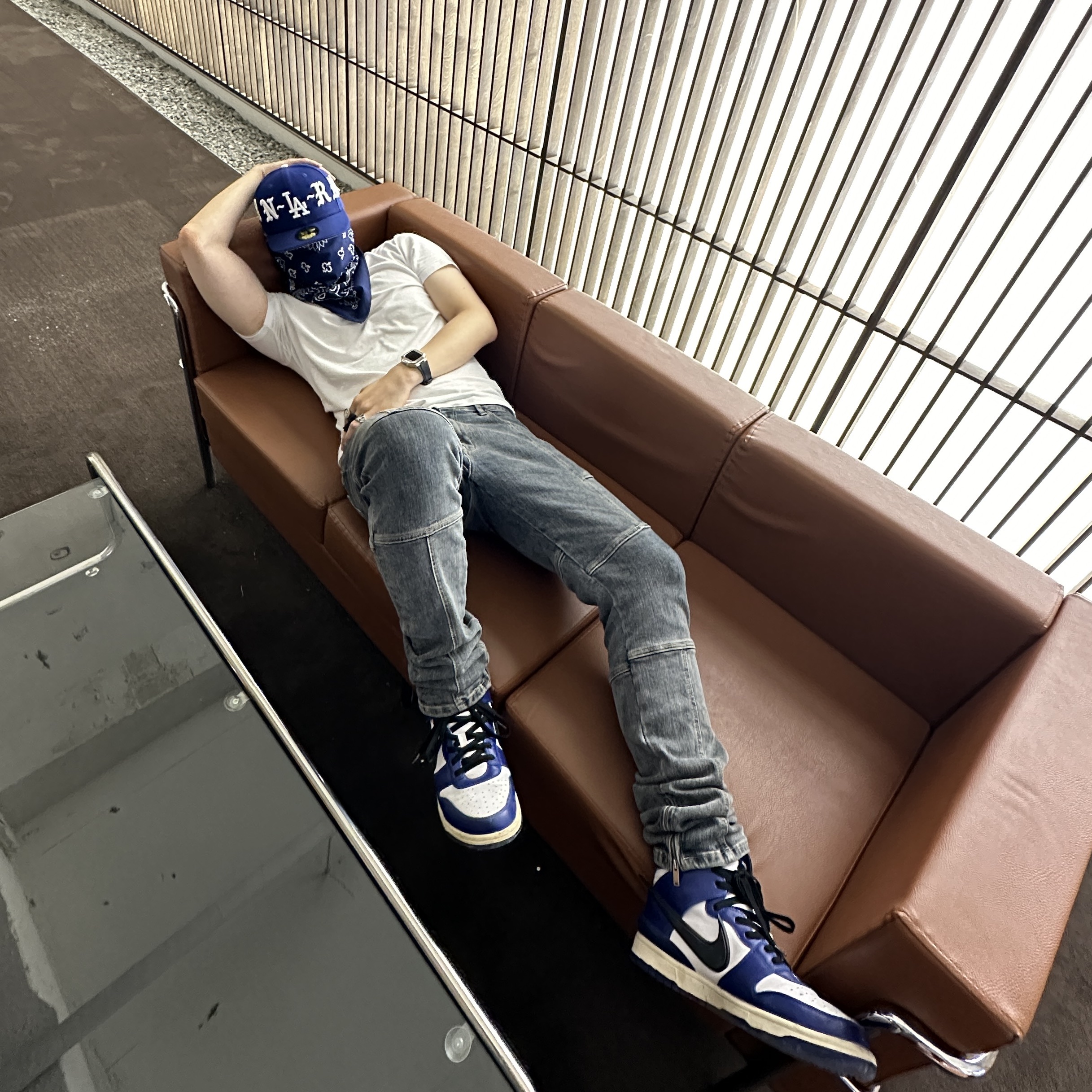 Supreme Hav-A-Hank Bandanas Multicolor (Set of 3) - 24SS, Nike x Ambush Dunk High Deep Royal Blue 착용 스타일 - 3