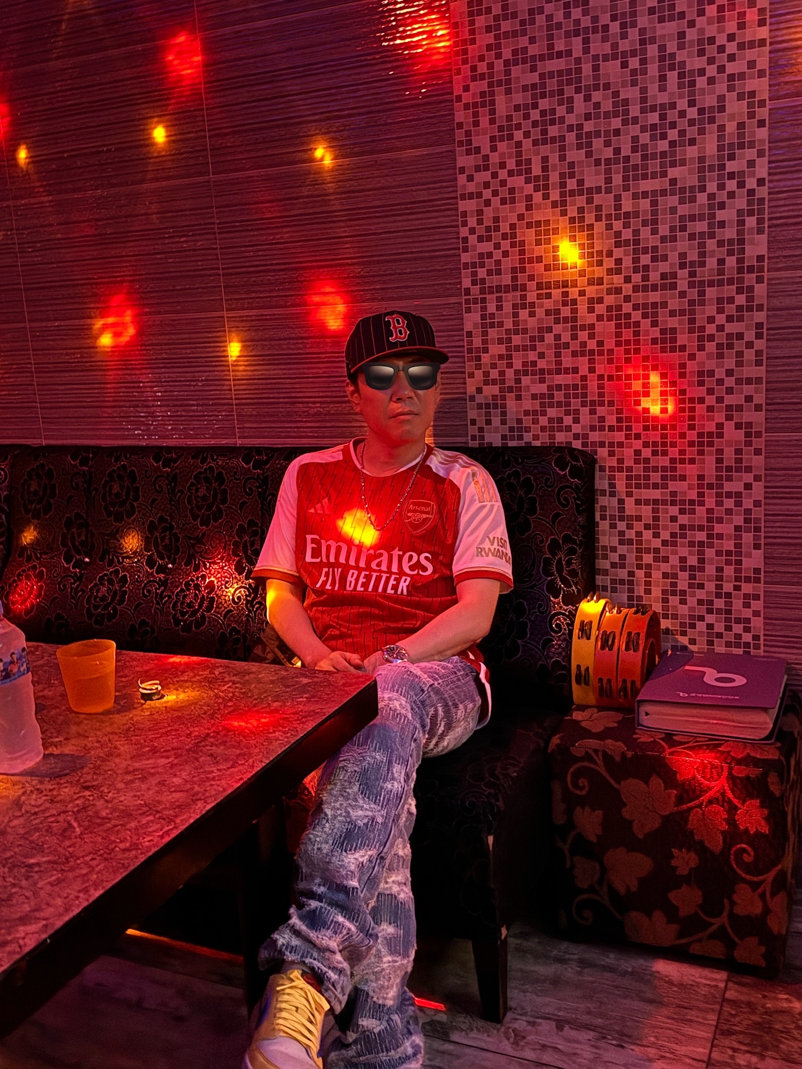 Undermycar x Konic Section Vol.2 Hard Destroyed Washed Jeans - 23SS, Adidas Arsenal 2023/24 Home Jersey Better Scarlet White - KR Sizing (Non Marking Ver.) 착용 스타일
