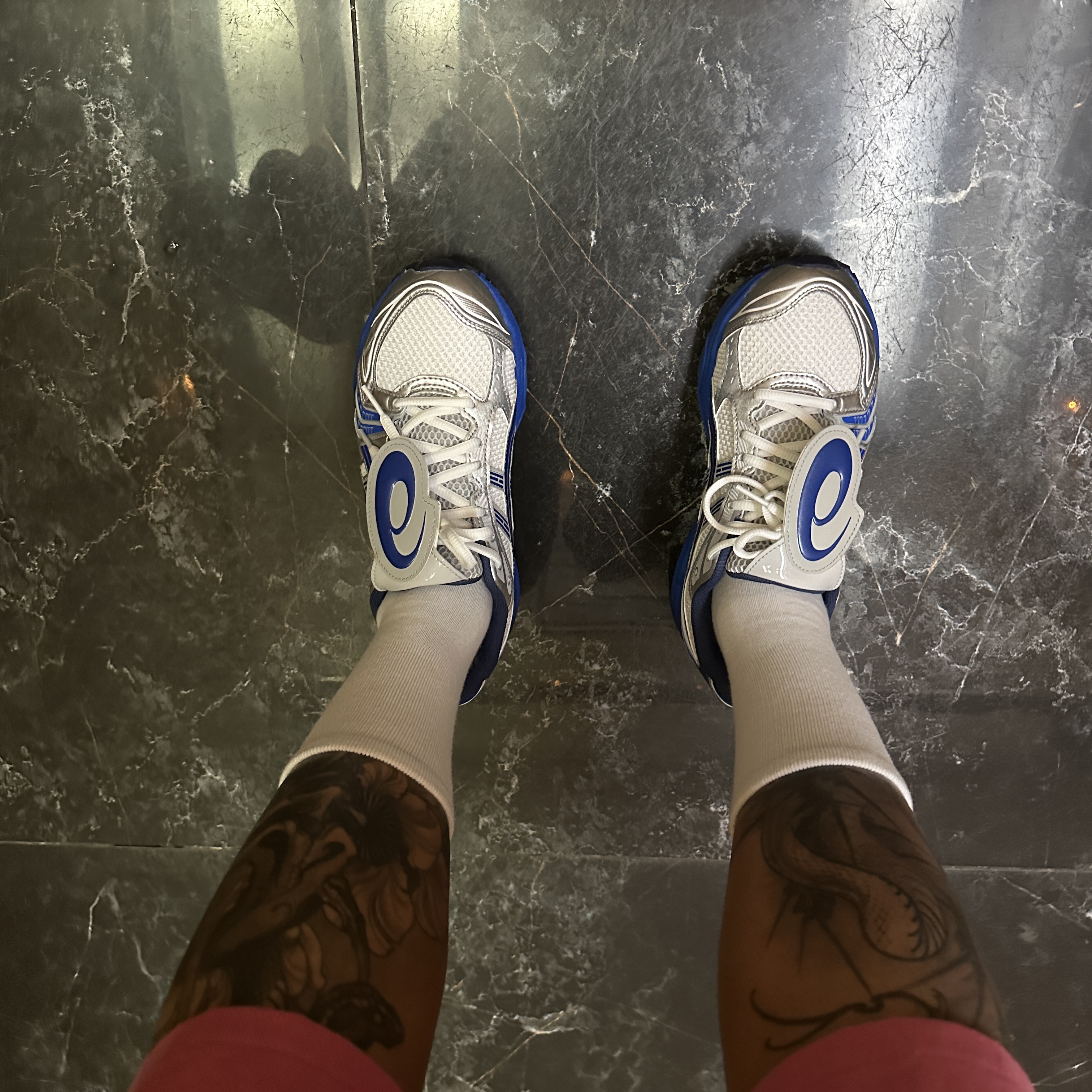 Asics x The Museum Visitor Gel-Kayano 14 Polar Shade Illusion Blue 착용 스타일
