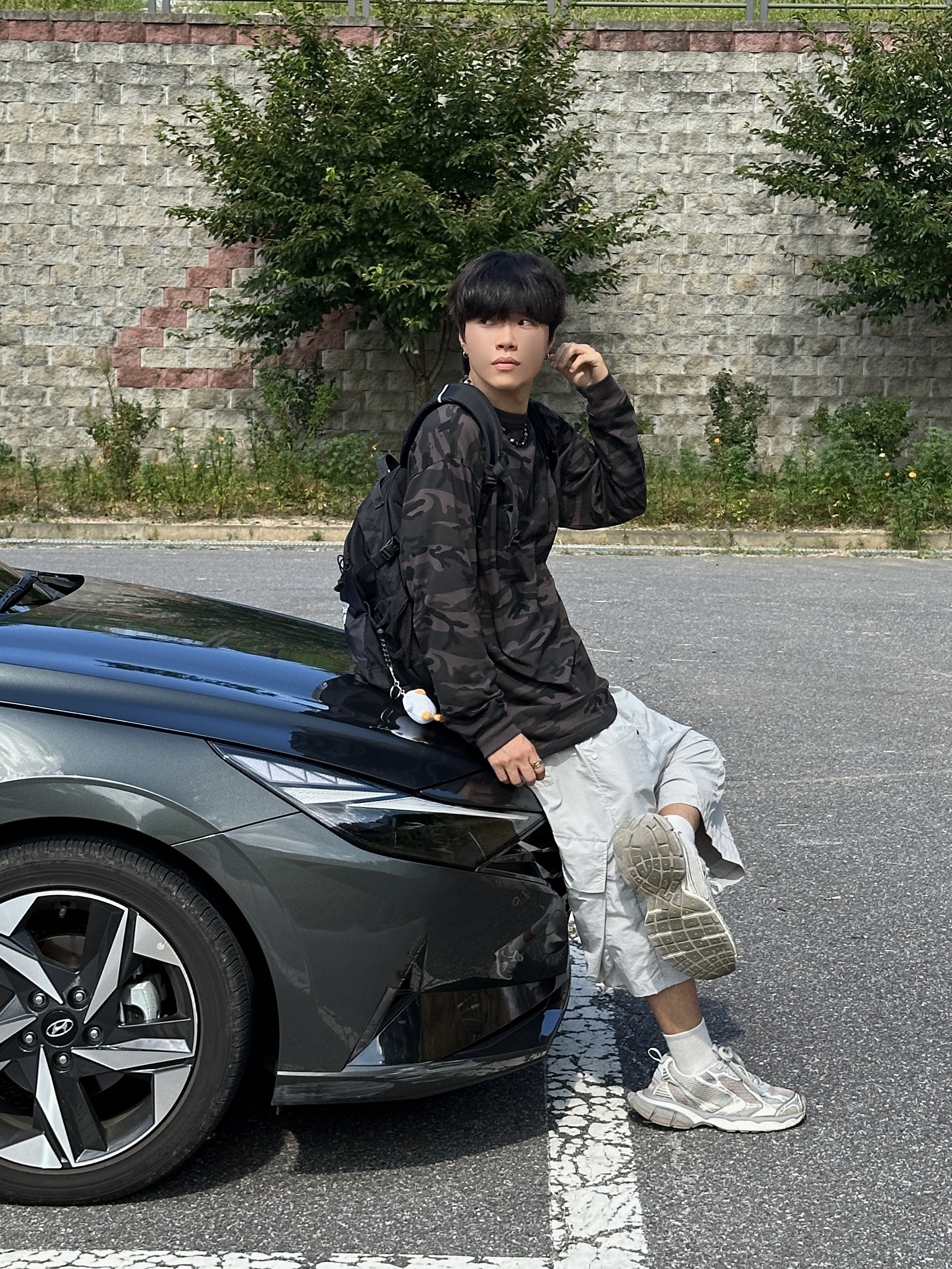 Balenciaga 3XL Sneakers Light Beige 착용 스타일 - 5