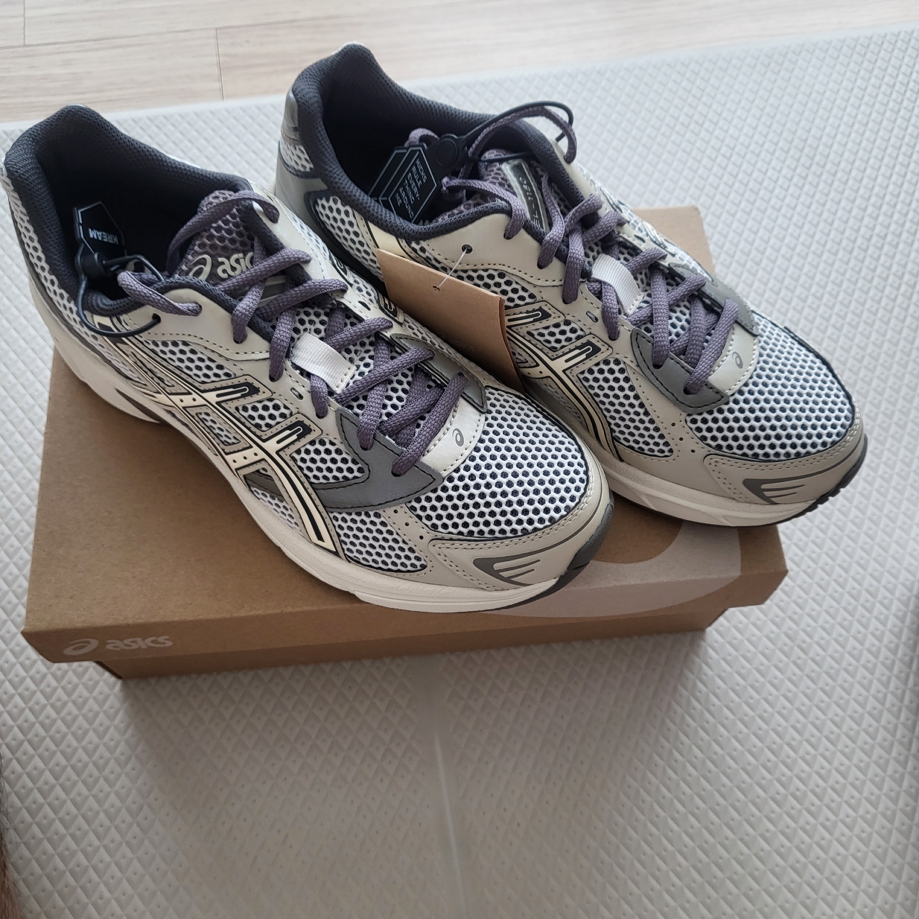 Asics Gel-1130 Birch Dark Taupe - Korea Exclusive 착용 스타일 - 2