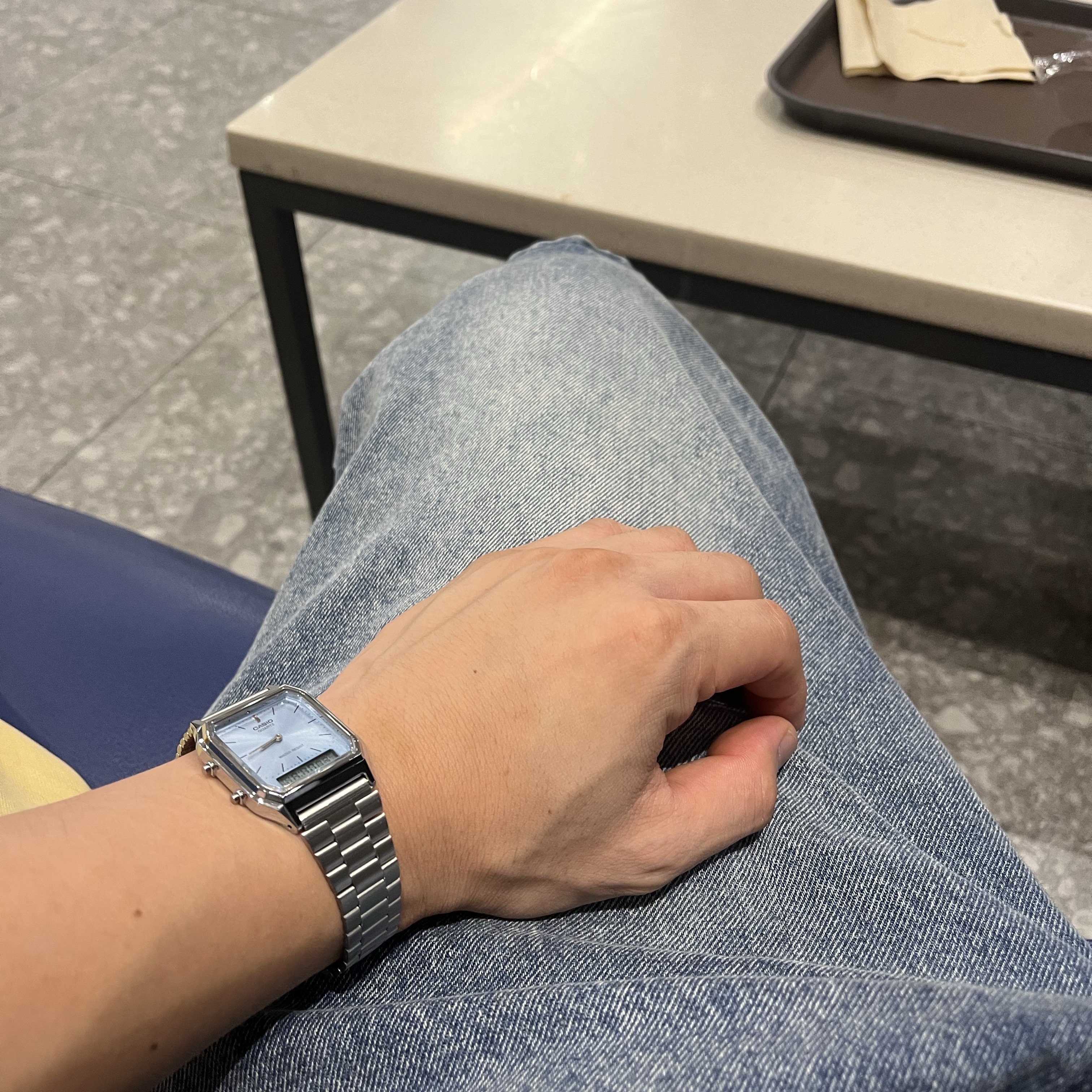 Casio AQ-230A-2A1MQY 착용 스타일