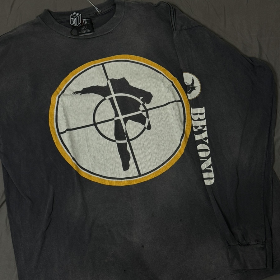 Saint Mxxxxxx Target L/S T-Shirt Black - 24SS 착용 스타일 - 1