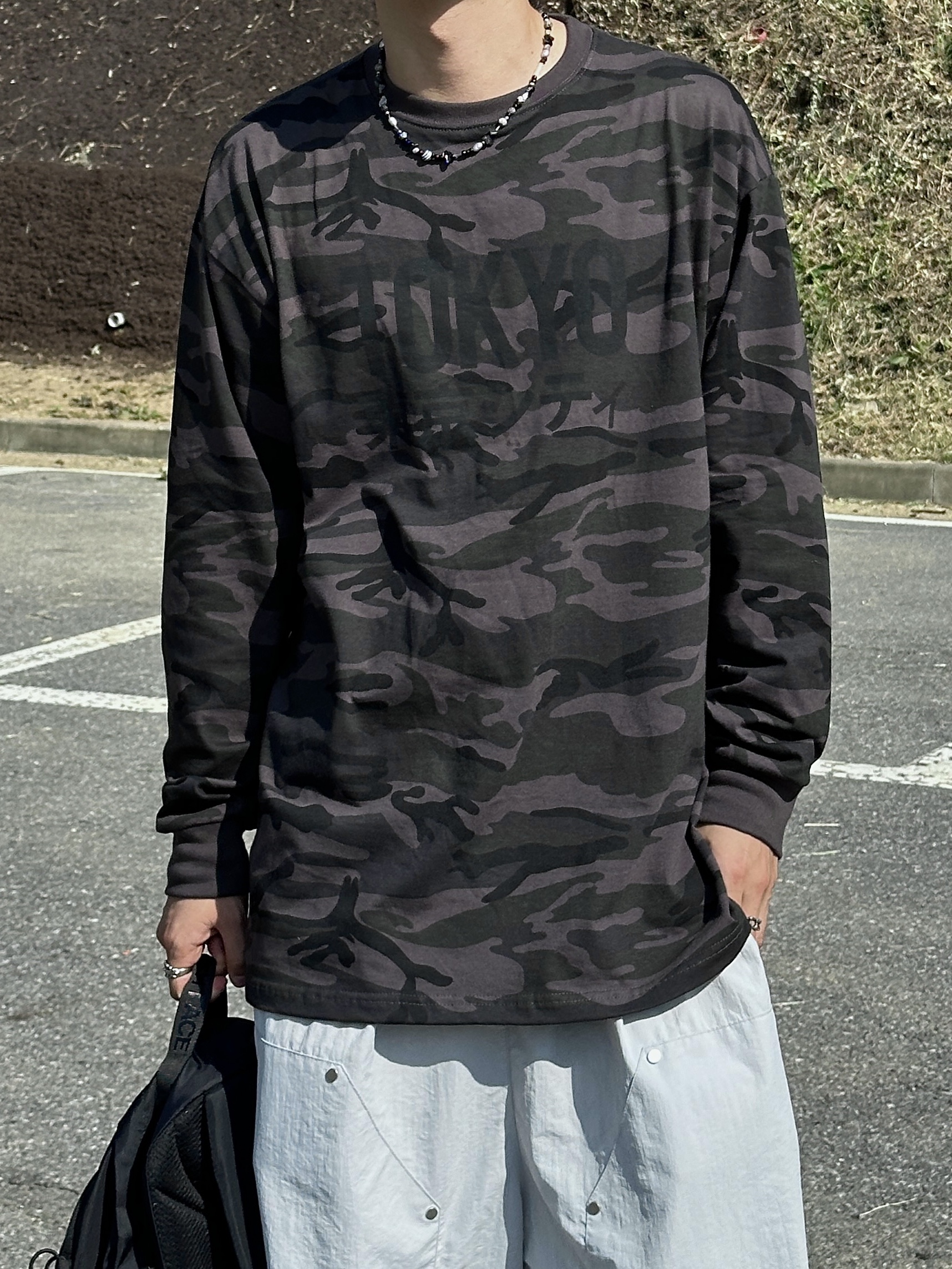 Balenciaga 3XL Sneakers Light Beige 착용 스타일 - 3