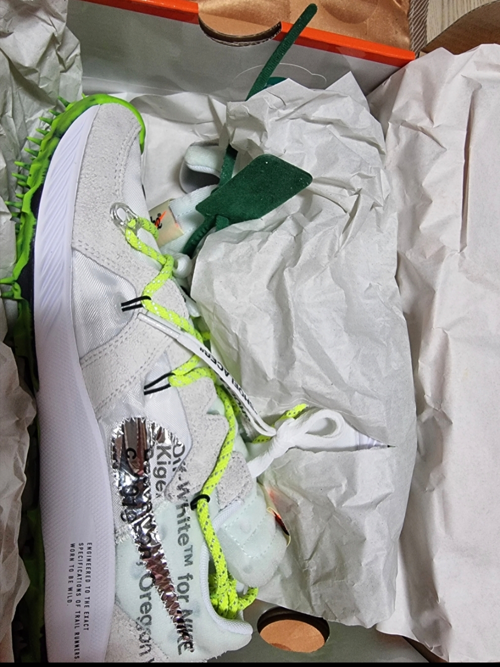 (W) Nike x Off-White Zoom Terra Kiger 5 White 착용 스타일