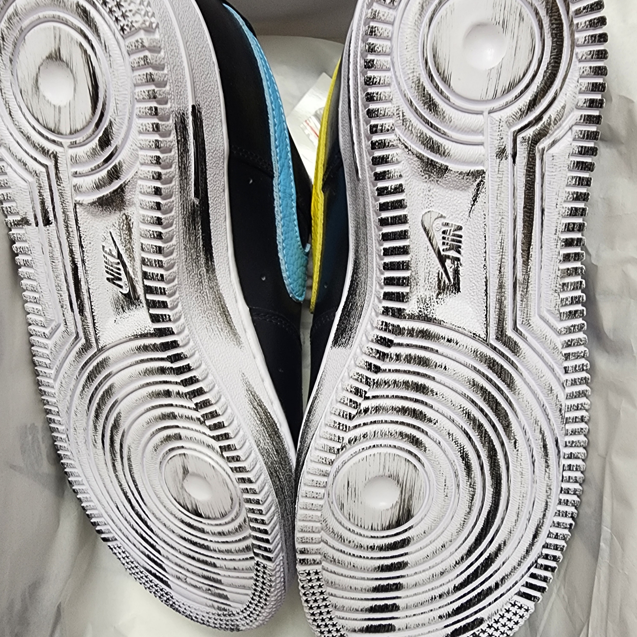 Nike x Peaceminusone Air Force 1 Low Para-Noise 3.0 Black and Multicolor 착용 스타일 - 1