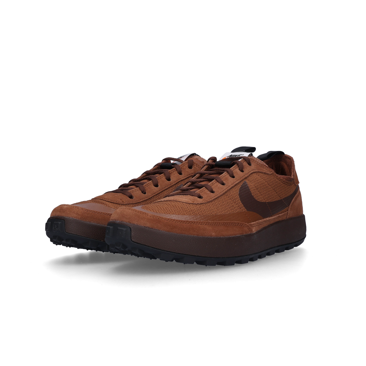나이키 x 톰 삭스 제너럴 퍼포즈 슈 브라운(Nike x Tom Sachs General Purpose Shoe Brown)