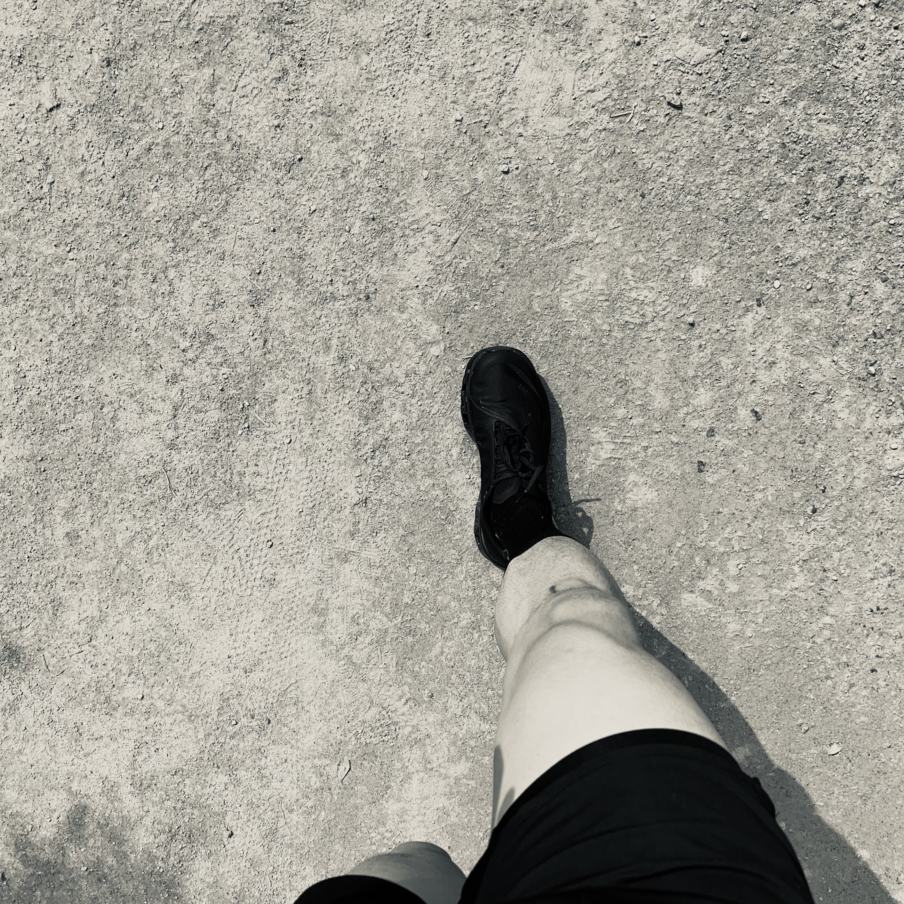 On Running x Post Archive Faction (Paf) Cloudmonster 2 Black Magnet 착용 스타일 - 1
