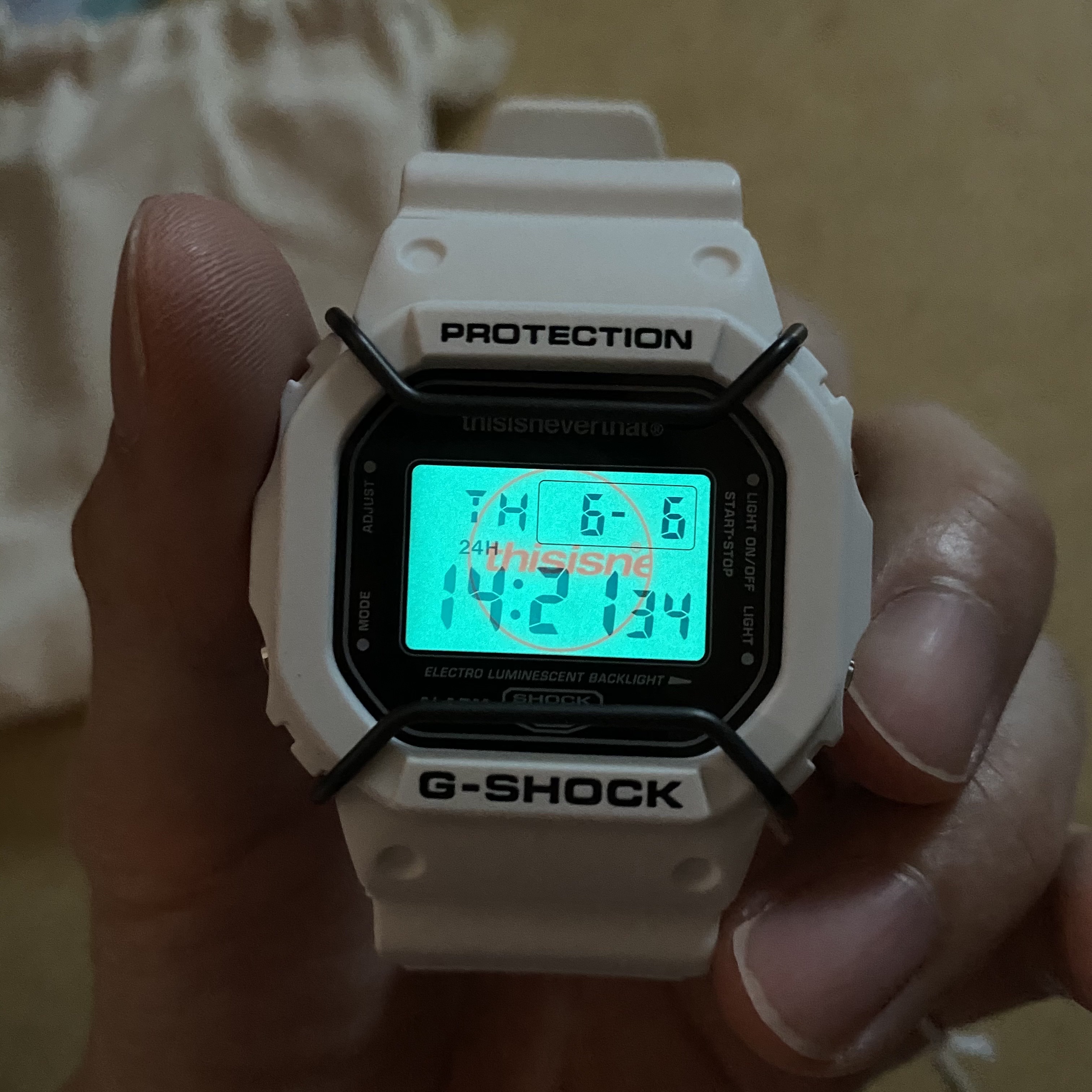 Casio G-Shock x Thisisneverthat DW-5600TNT-7 White 착용 스타일