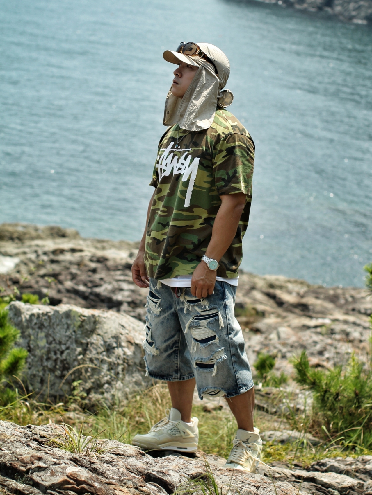 Stussy Stock Camo T-Shirt Camo White, (W) Jordan 4 x Off-White Retro SP Sail 착용 스타일 - 1