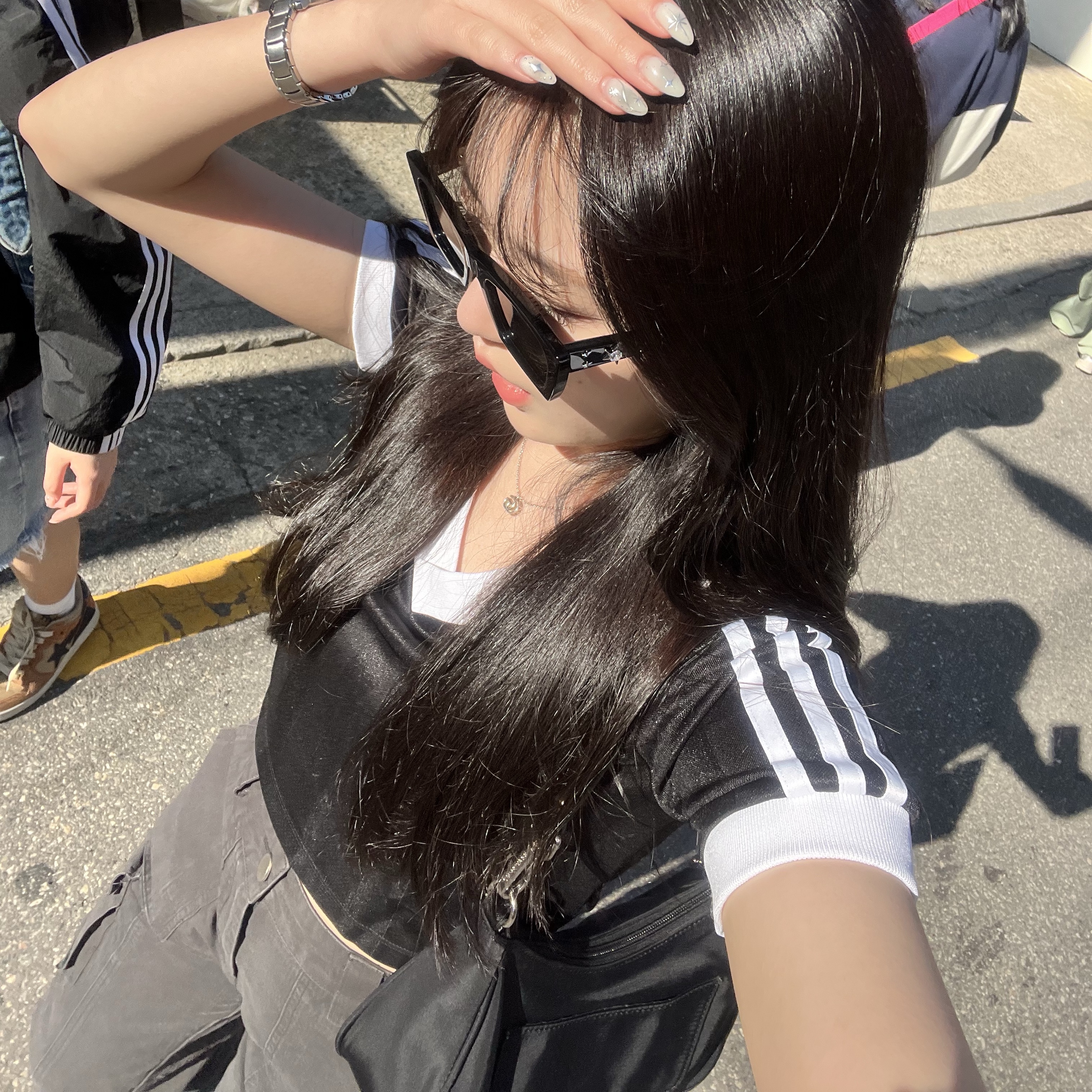 (W) Adidas Football Crop Top Black - KR Sizing, Gentle Monster x Jennie Jentle Salon Cupiece 착용 스타일
