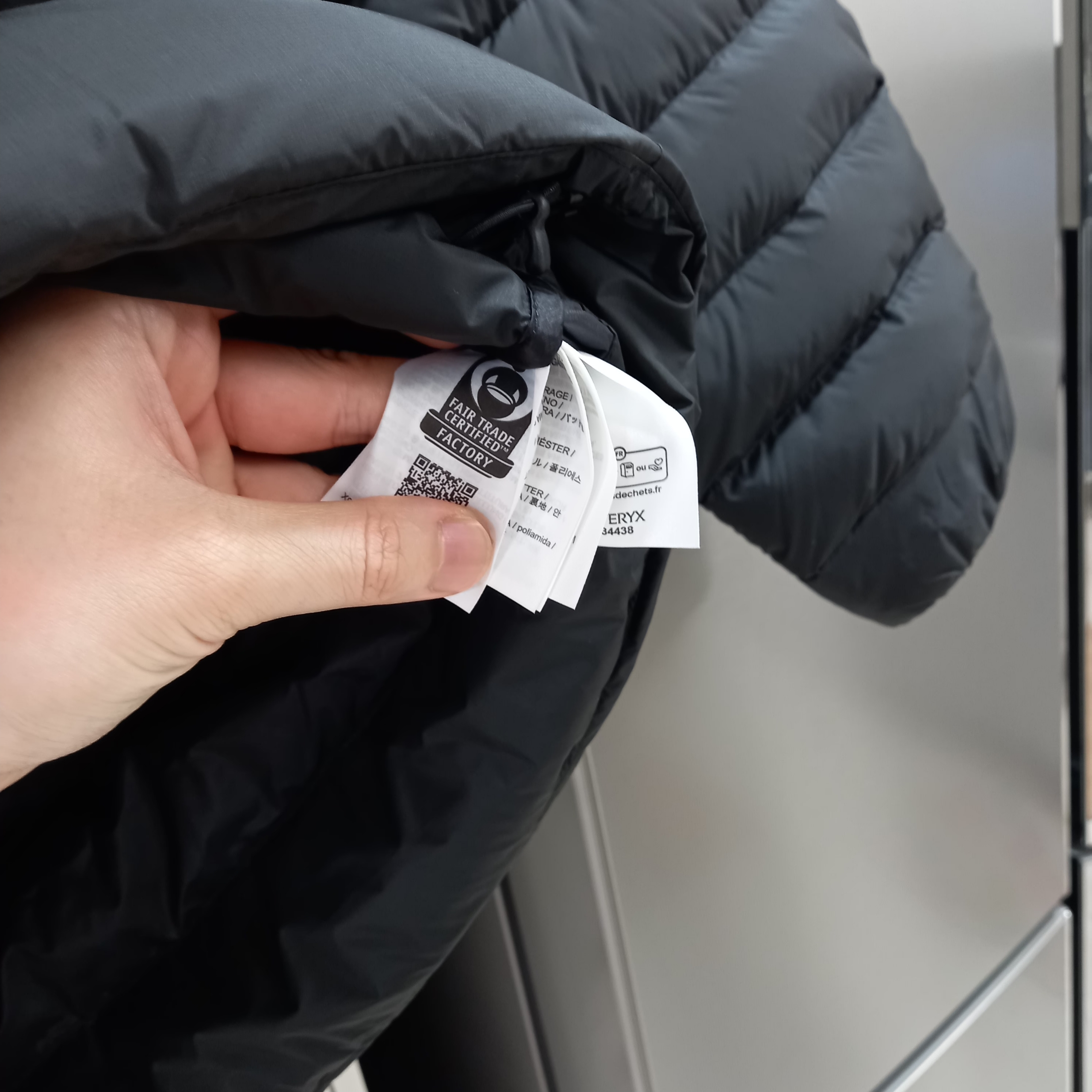 Arc'teryx Cerium Hoody Black 착용 스타일 - 7