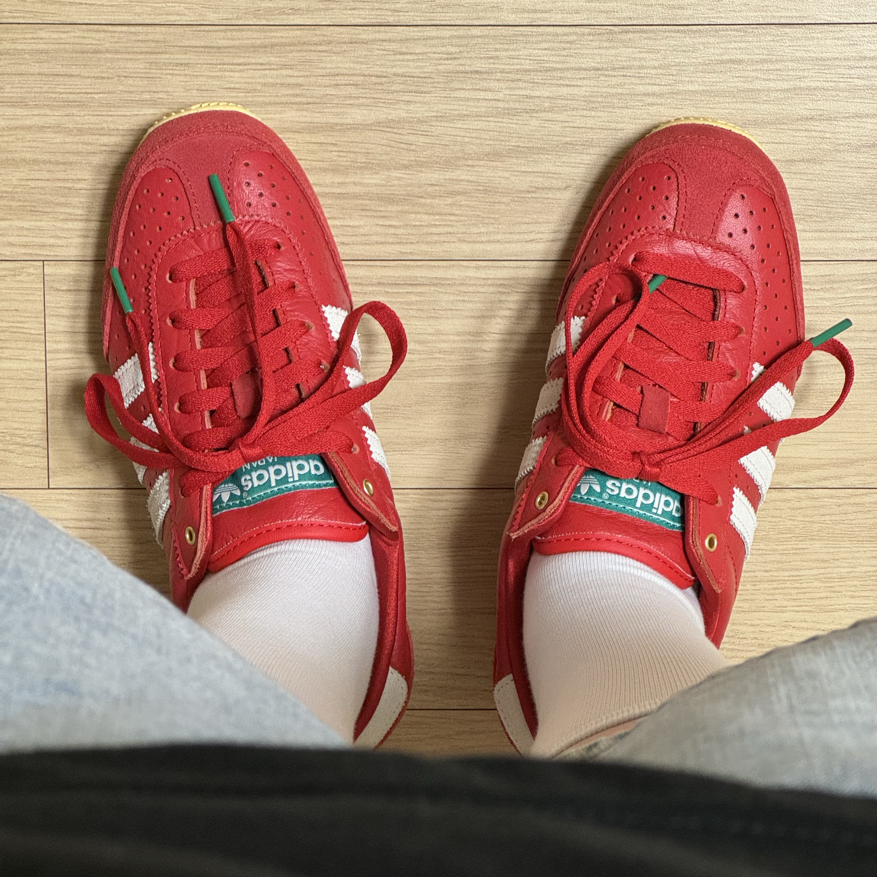 (W) Adidas Japan Shoes Better Scarlet Off White 착용 스타일 - 2