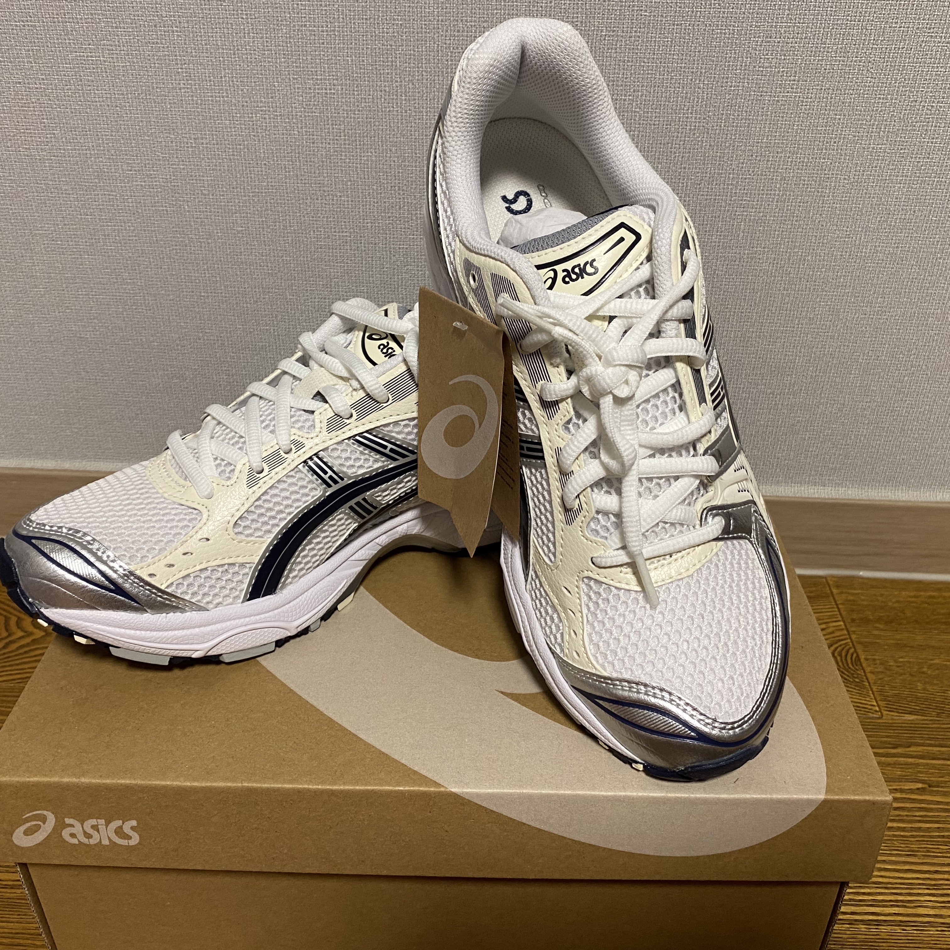 (W) Asics Gel-Kayano 14 White Midnight 착용 스타일 - 1