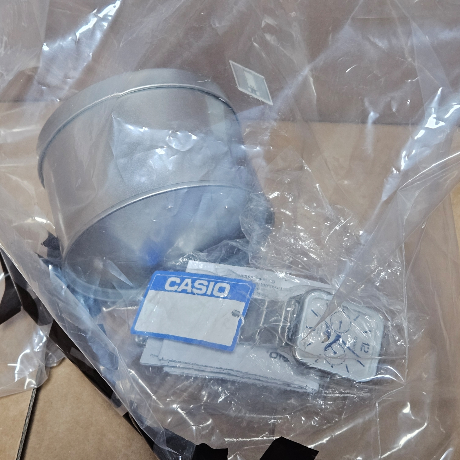 Casio MTP-M305D-7AV 착용 스타일