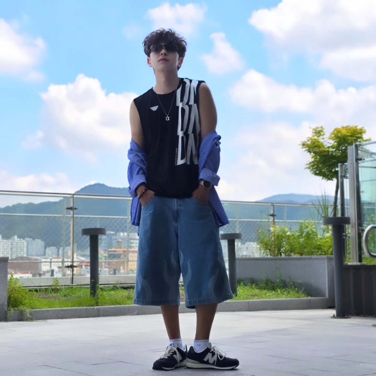 Samsung Galaxy Watch6 44mm LTE Silver (Korean Ver.), Adidas Flames Denim Shorts Blue - KR Sizing 착용 스타일 - 5