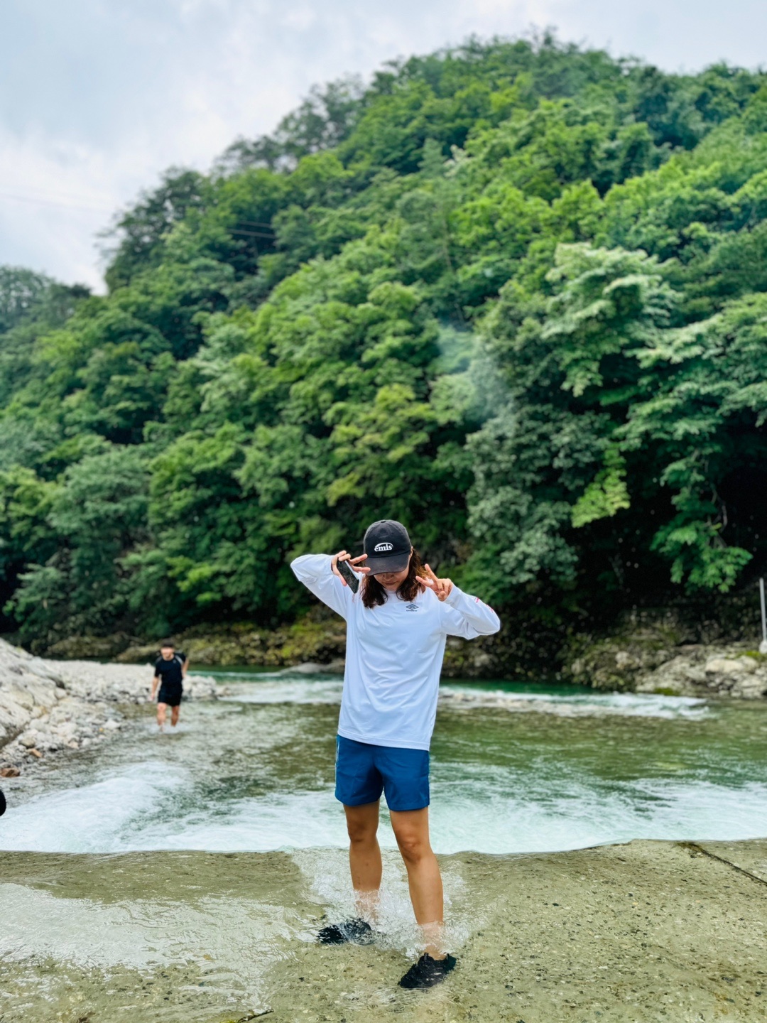 Stussy Crown International Pigment Dyed T-Shirt Olive, Nike x Stussy Shorts Black (FJ9167-010) 착용 스타일 - 2