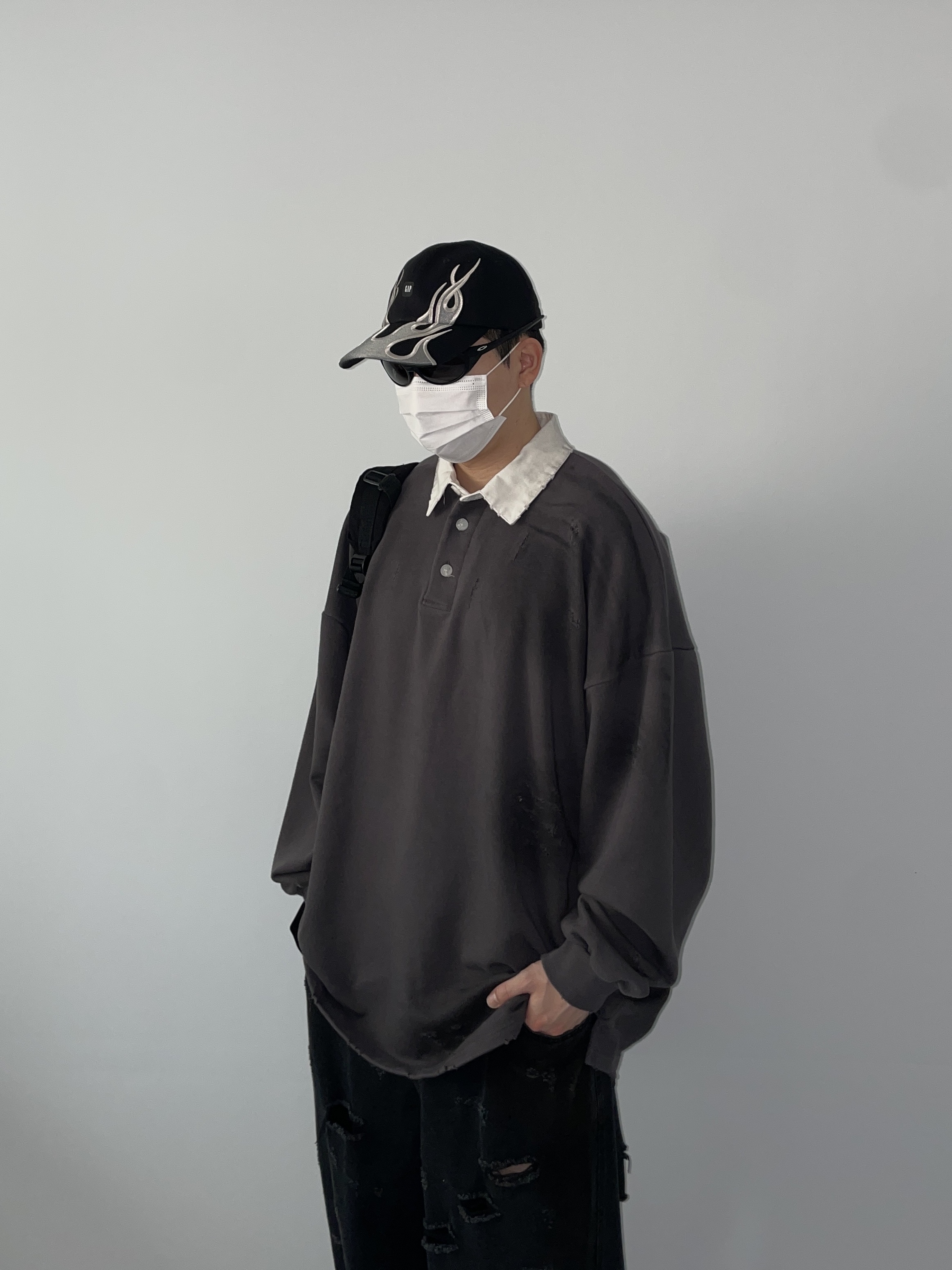 Yeezy Gap Engineered By Balenciaga Flame Cap Black, Balenciaga Defender Sneakers Black 착용 스타일 - 2