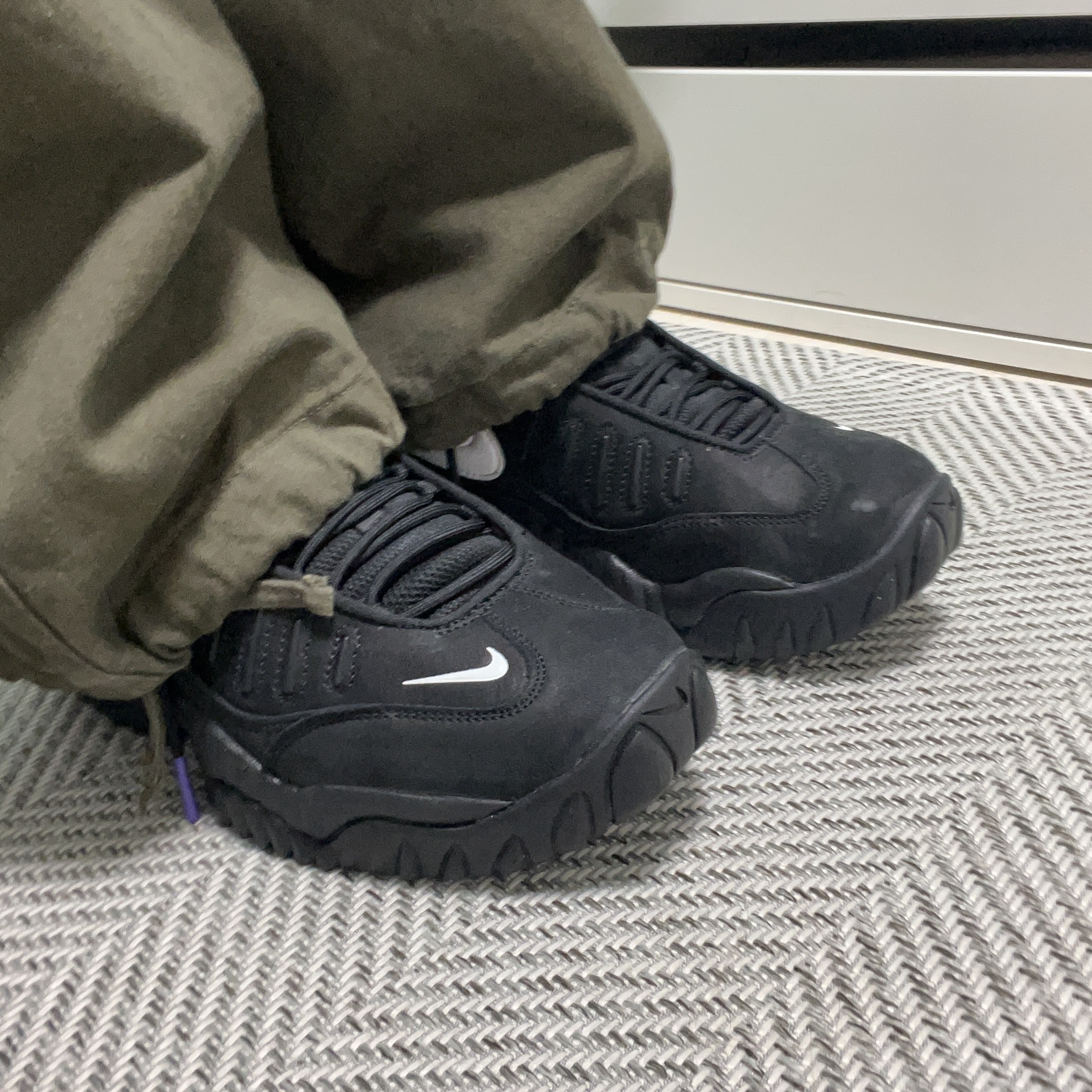 Nike x Ambush Air Adjust Force SP Black and Psychic Purple 착용 스타일 - 2