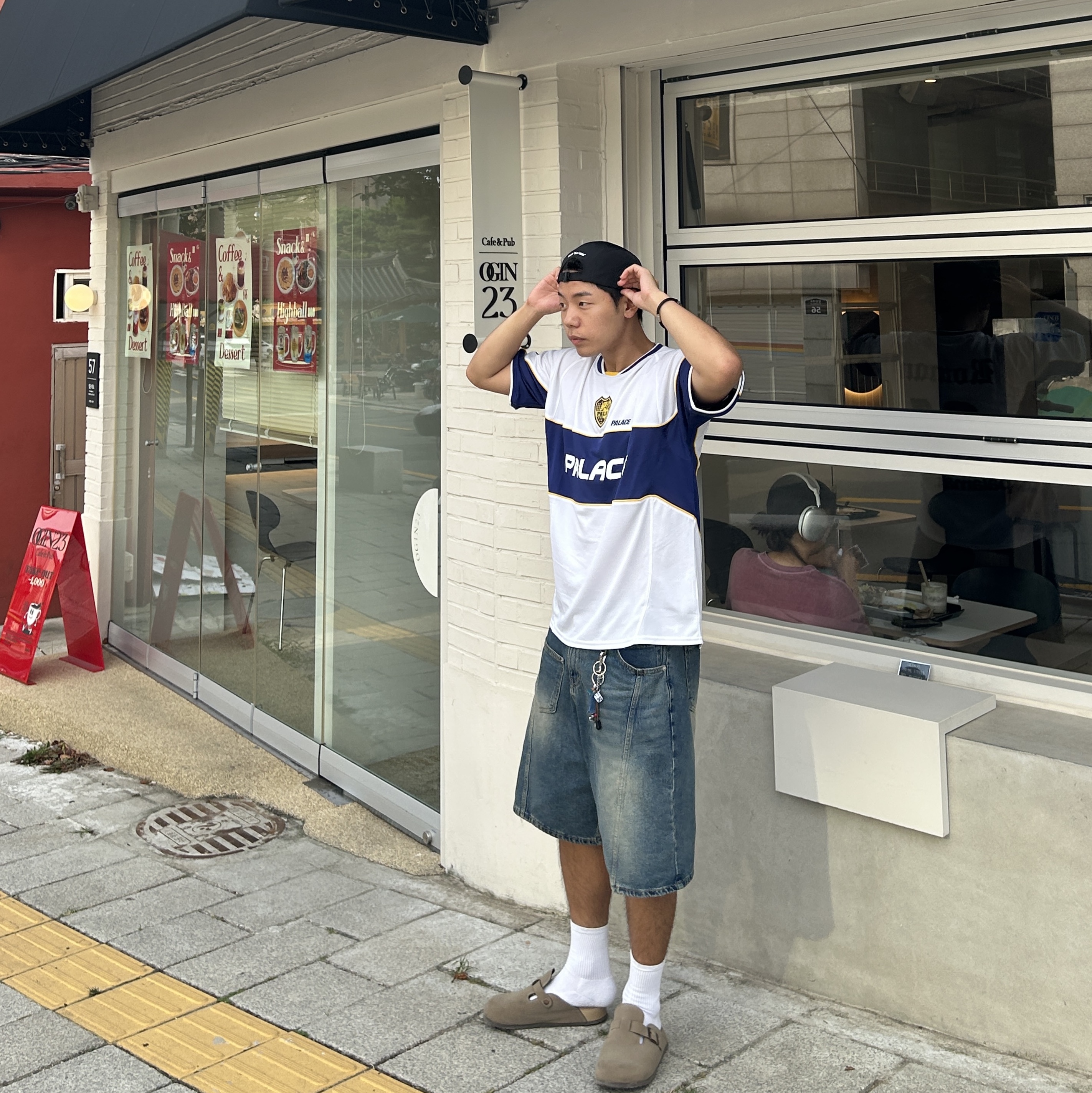 Palace Palamat Jersey White Navy - 24FW 착용 스타일 - 2