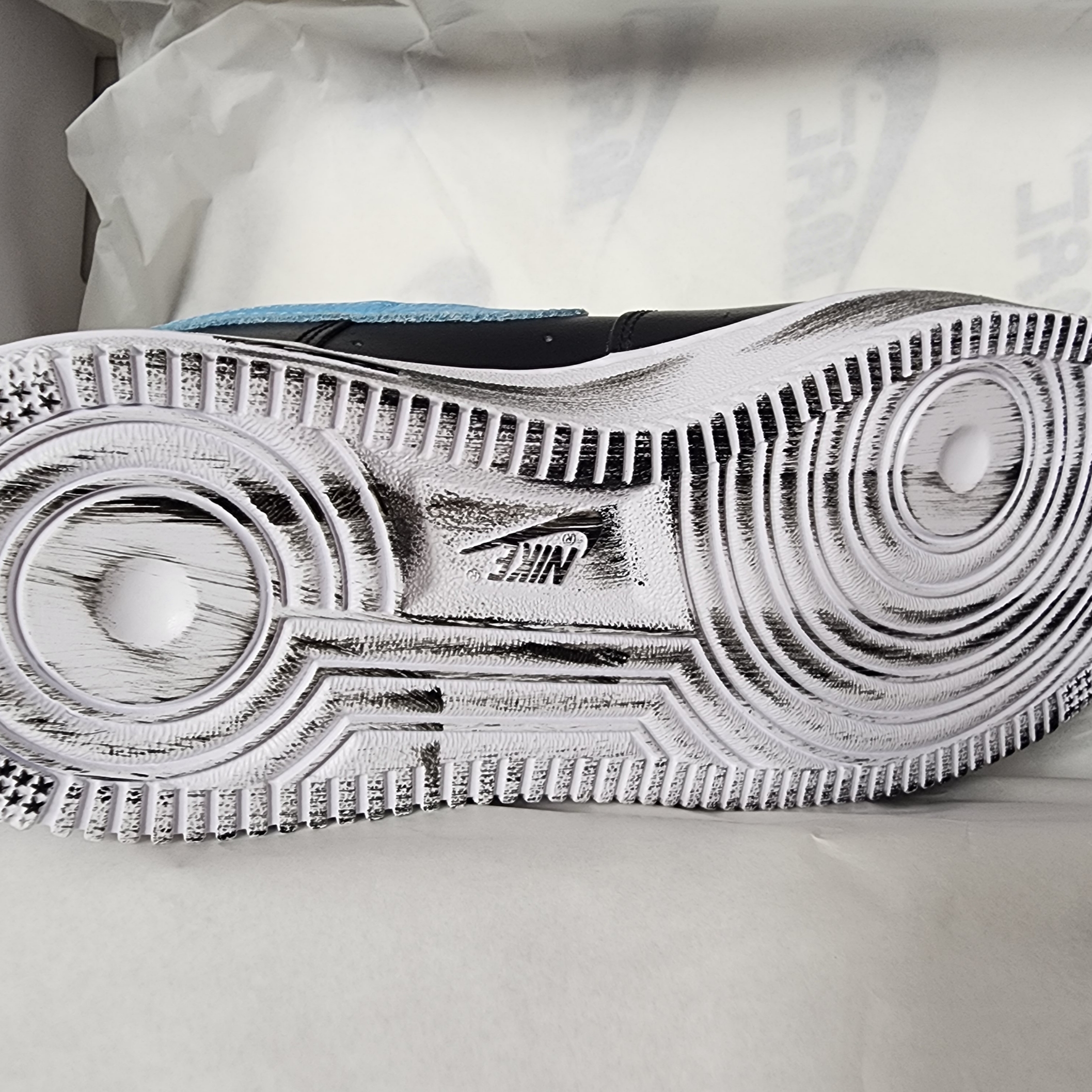 Nike x Peaceminusone Air Force 1 Low Para-Noise 3.0 Black and Multicolor 착용 스타일 - 2