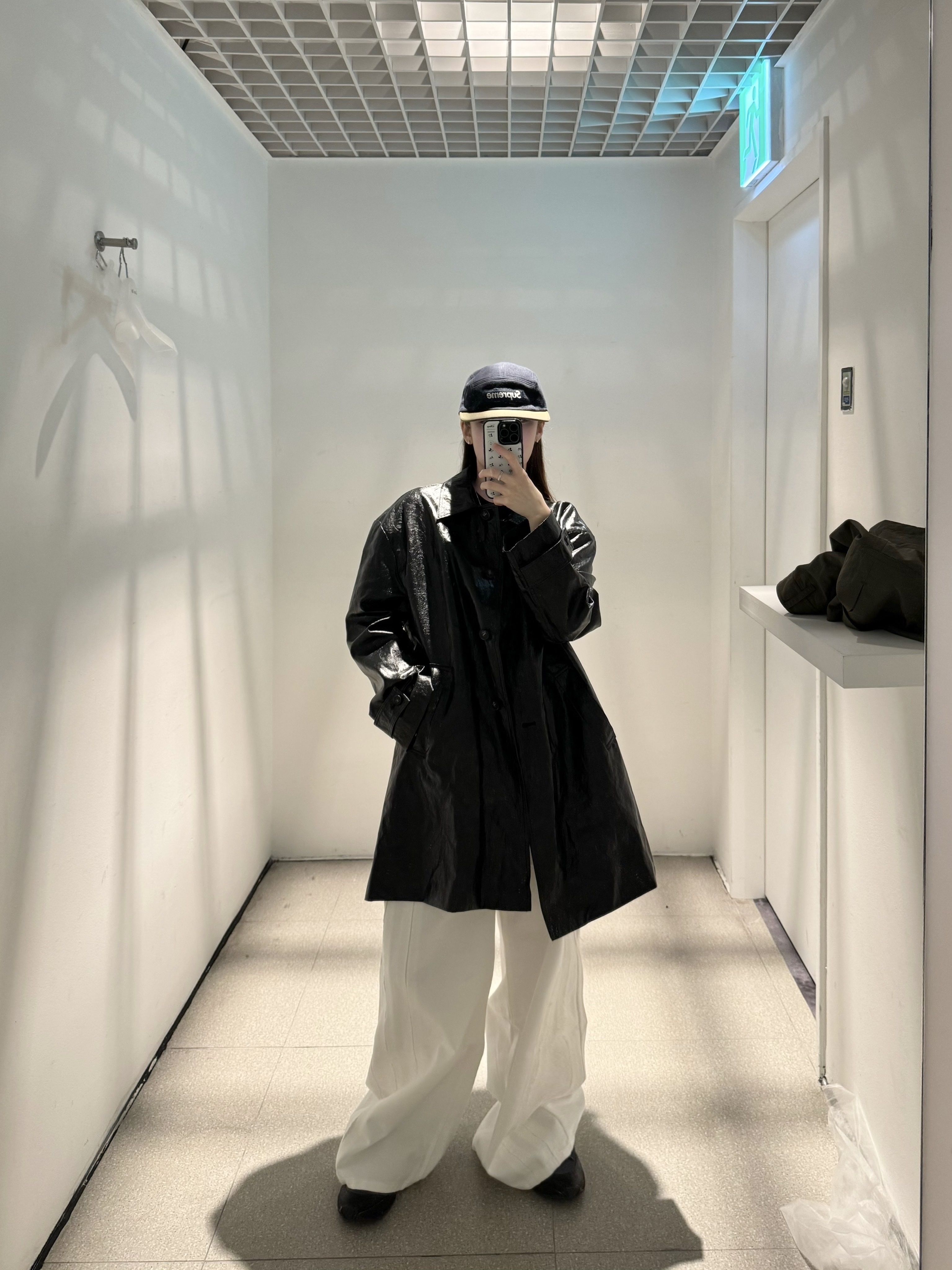 Supreme 2-Tone Camp Cap Navy - 23FW 착용 스타일 - 3