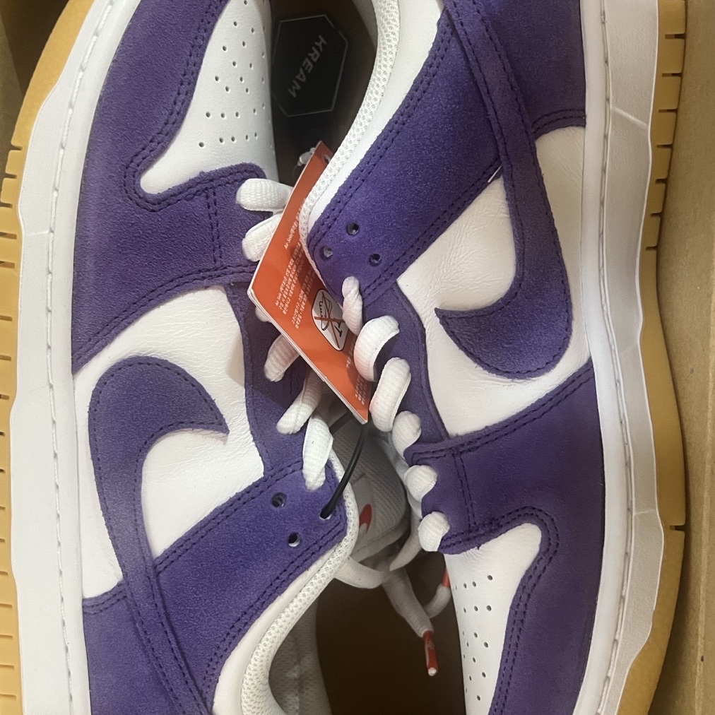 Nike Dunk Low Pro SB Court Purple 착용 스타일