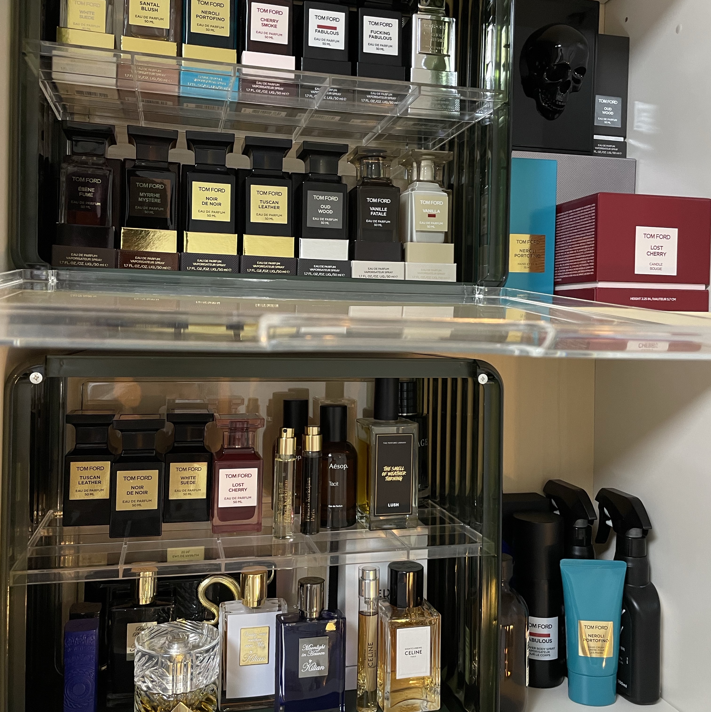 Tom Ford Myrrhe Mystere Eau De Parfum 50ml, Tom Ford Ebene Fume Eau De Parfum 50ml 착용 스타일