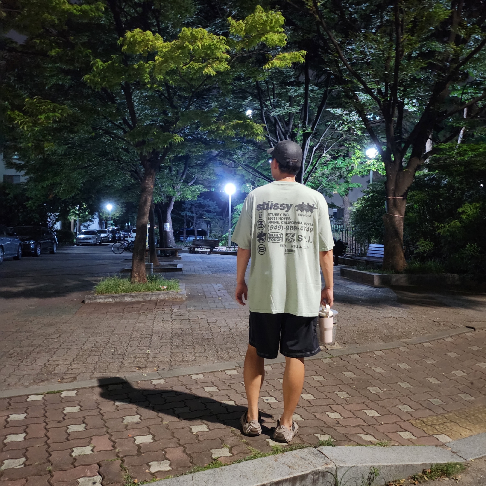 Crocs x Salehe Bembury Pollex Clog Menemsha, Stussy DNA Pigment Dyed T-Shirt Granite 착용 스타일 - 1