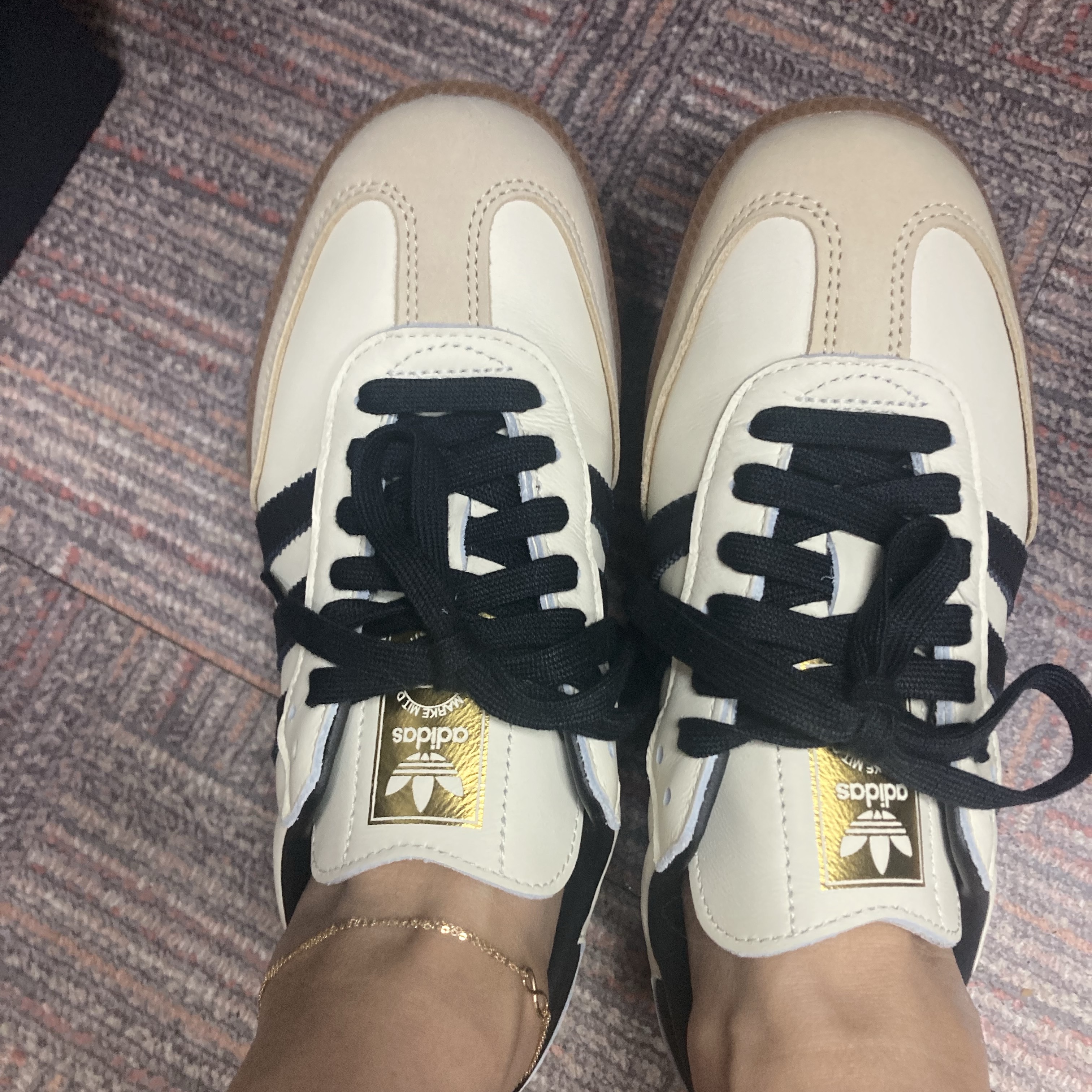 (W) Adidas Samba OG Cream White Core Black 착용 스타일 - 2