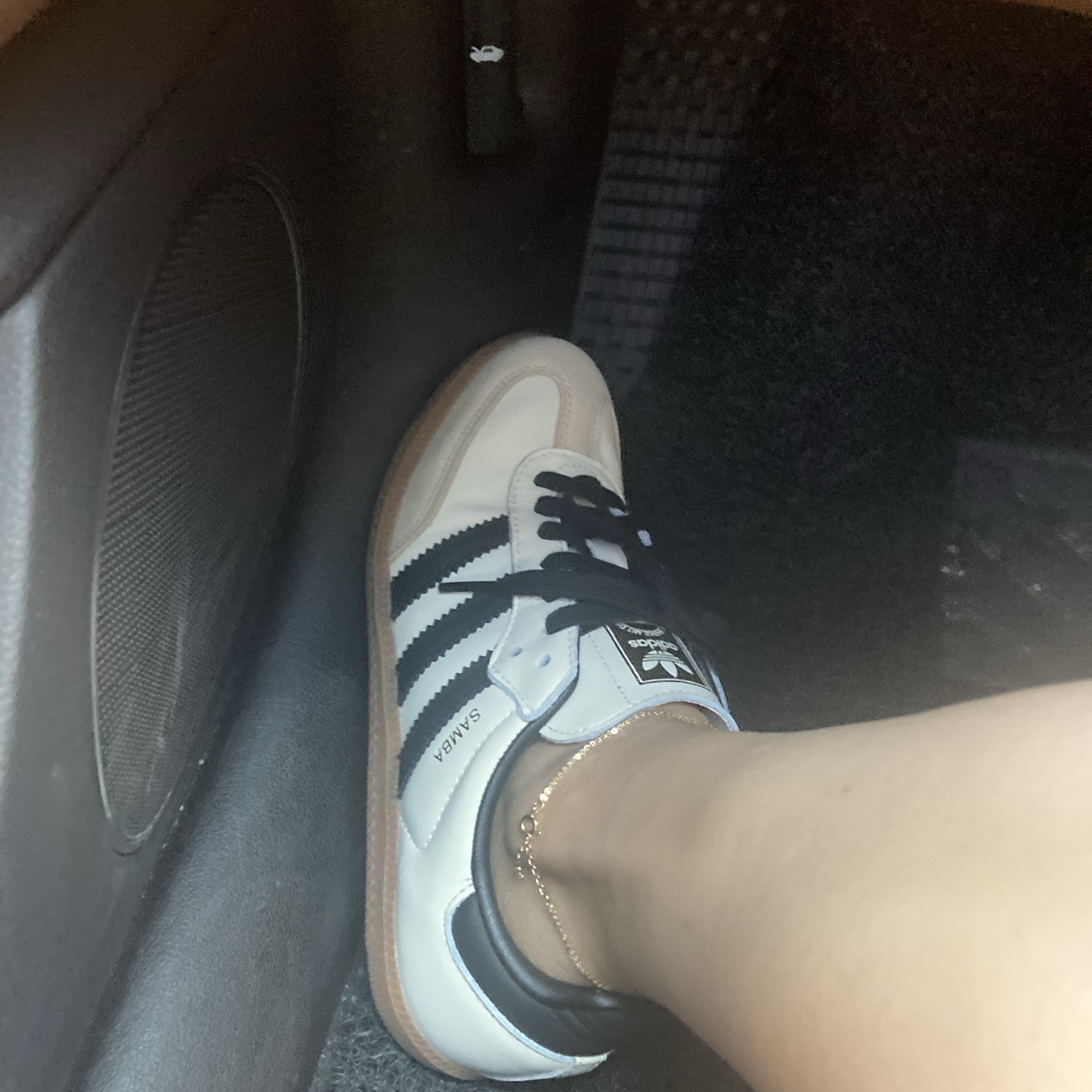 (W) Adidas Samba OG Cream White Core Black 착용 스타일 - 4
