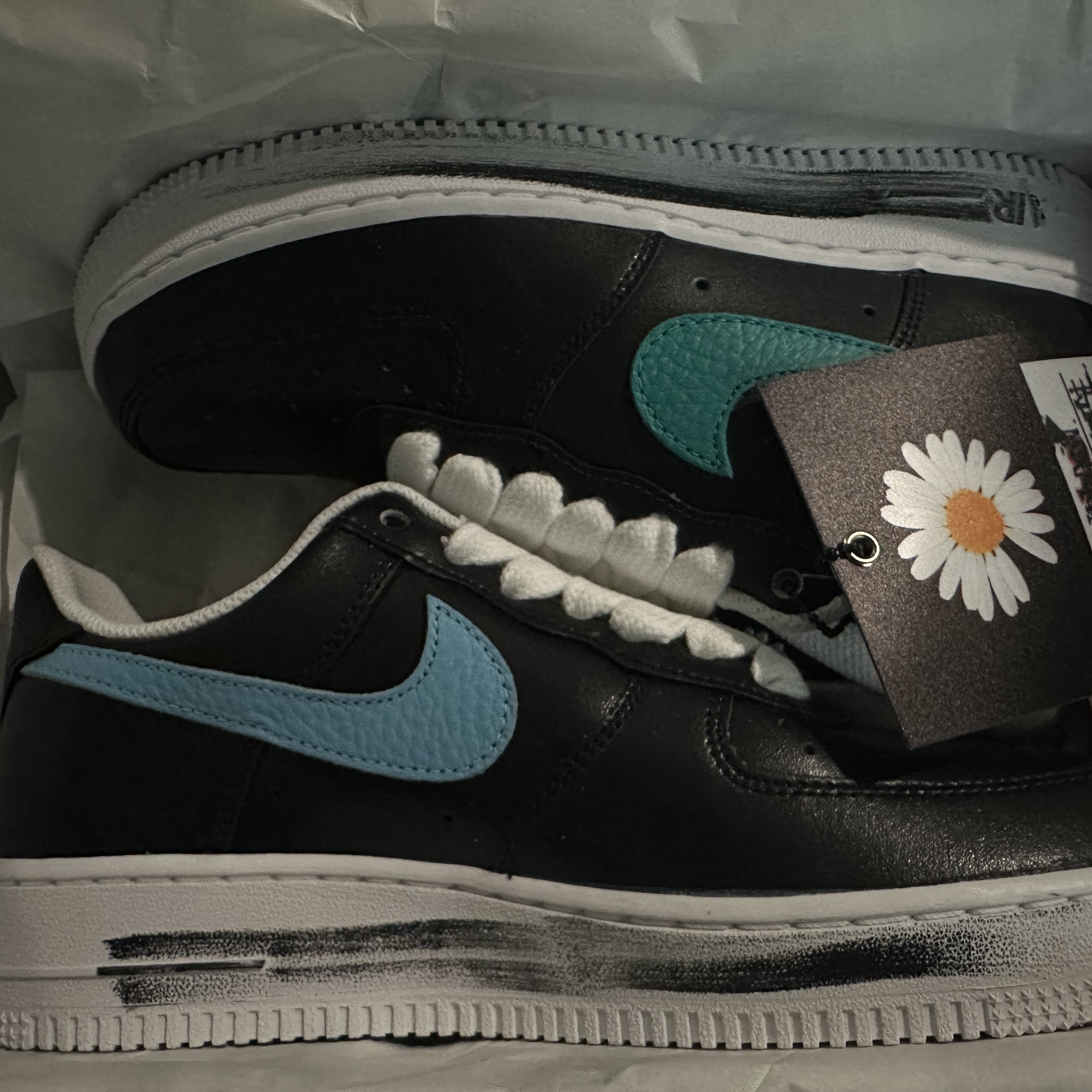 Nike x Peaceminusone Air Force 1 Low Para-Noise 3.0 Black and Multicolor 착용 스타일