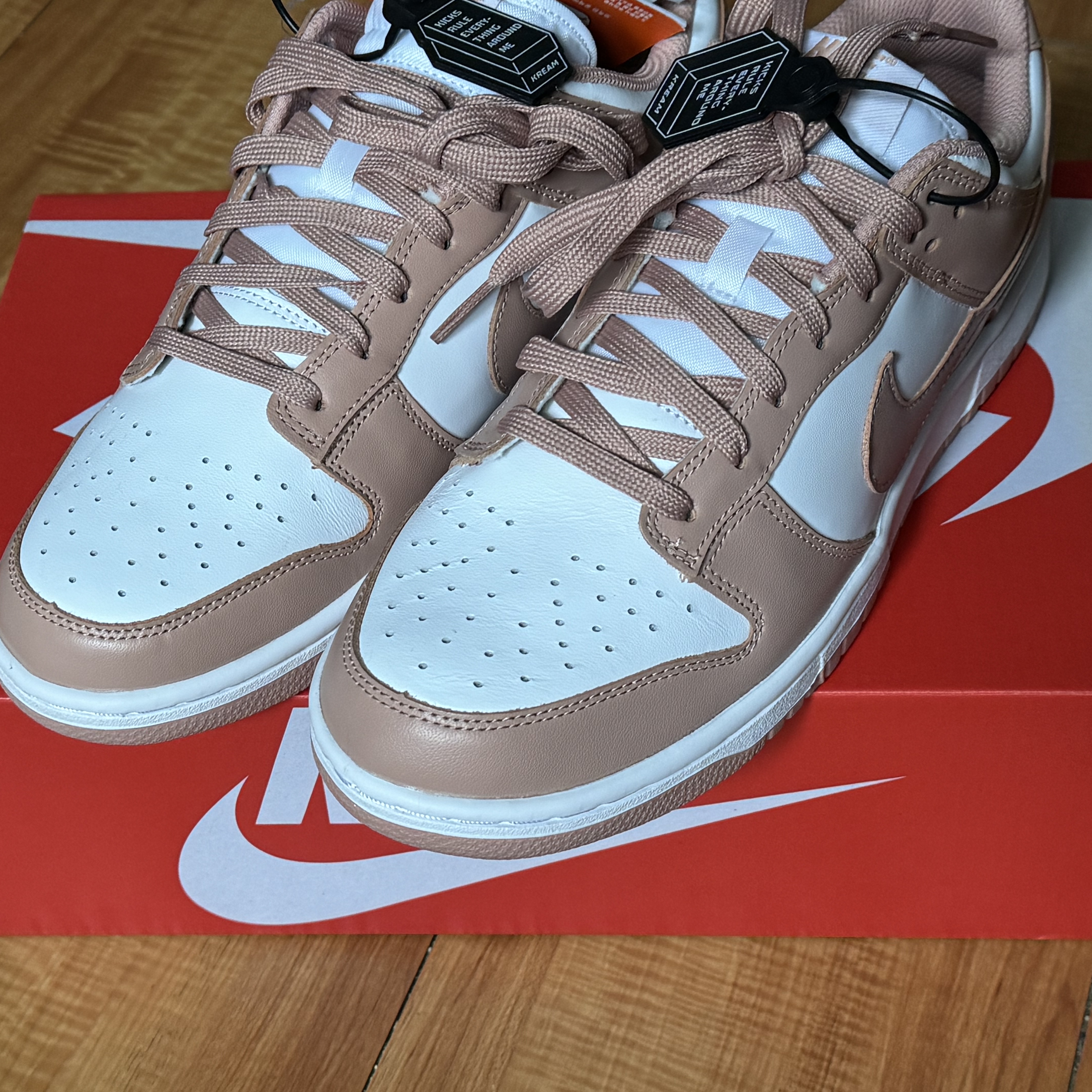(W) Nike Dunk Low Rose Whisper 착용 스타일 - 2