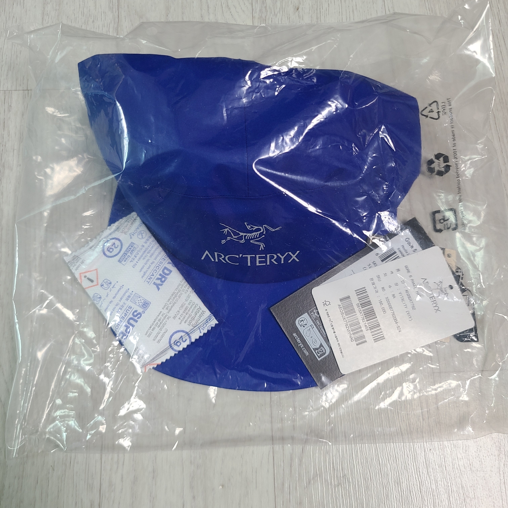 Arc'teryx Gore 5 Panel Cap Vitality 착용 스타일