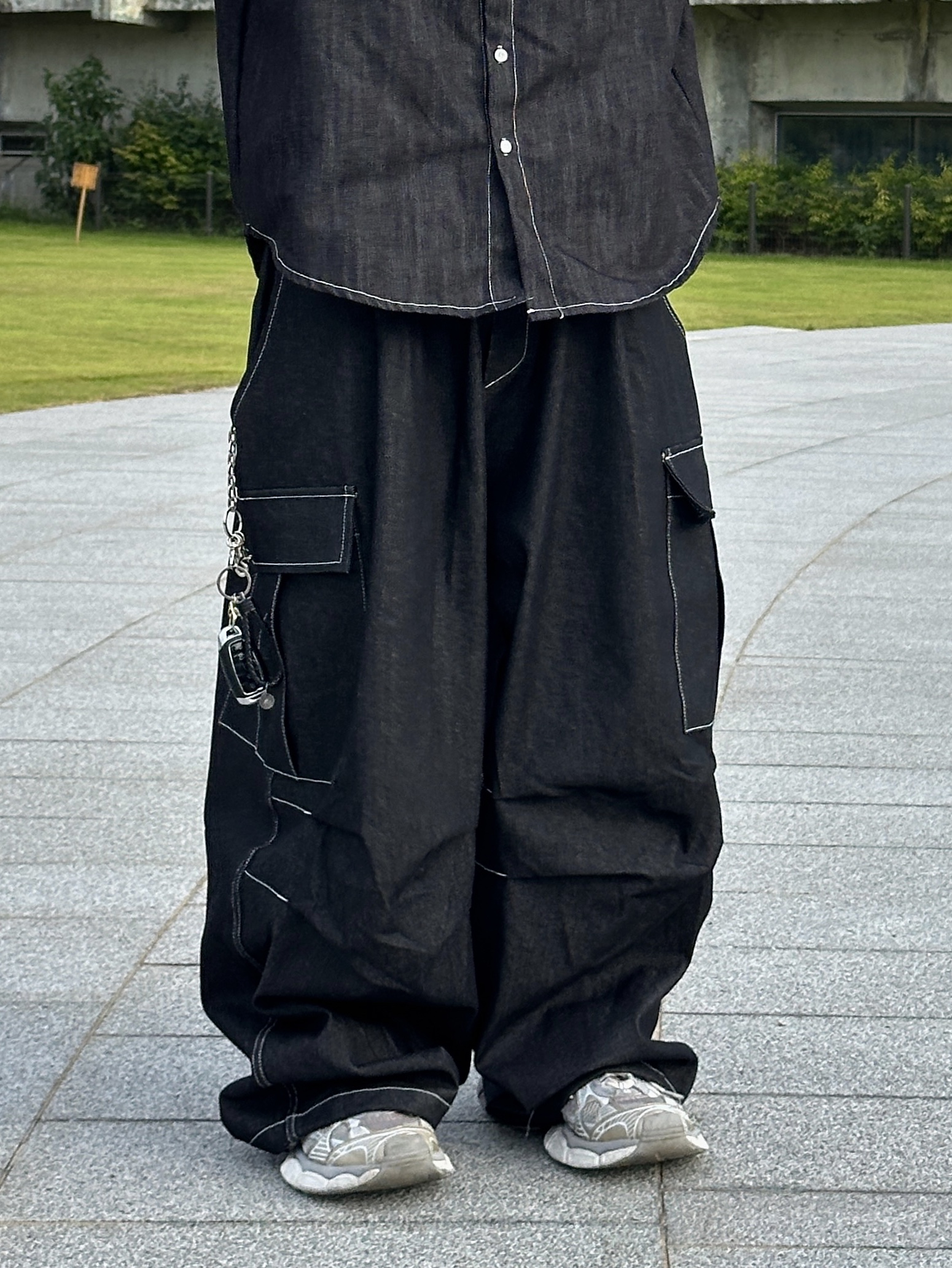 Balenciaga 3XL Sneakers Light Beige 착용 스타일 - 4