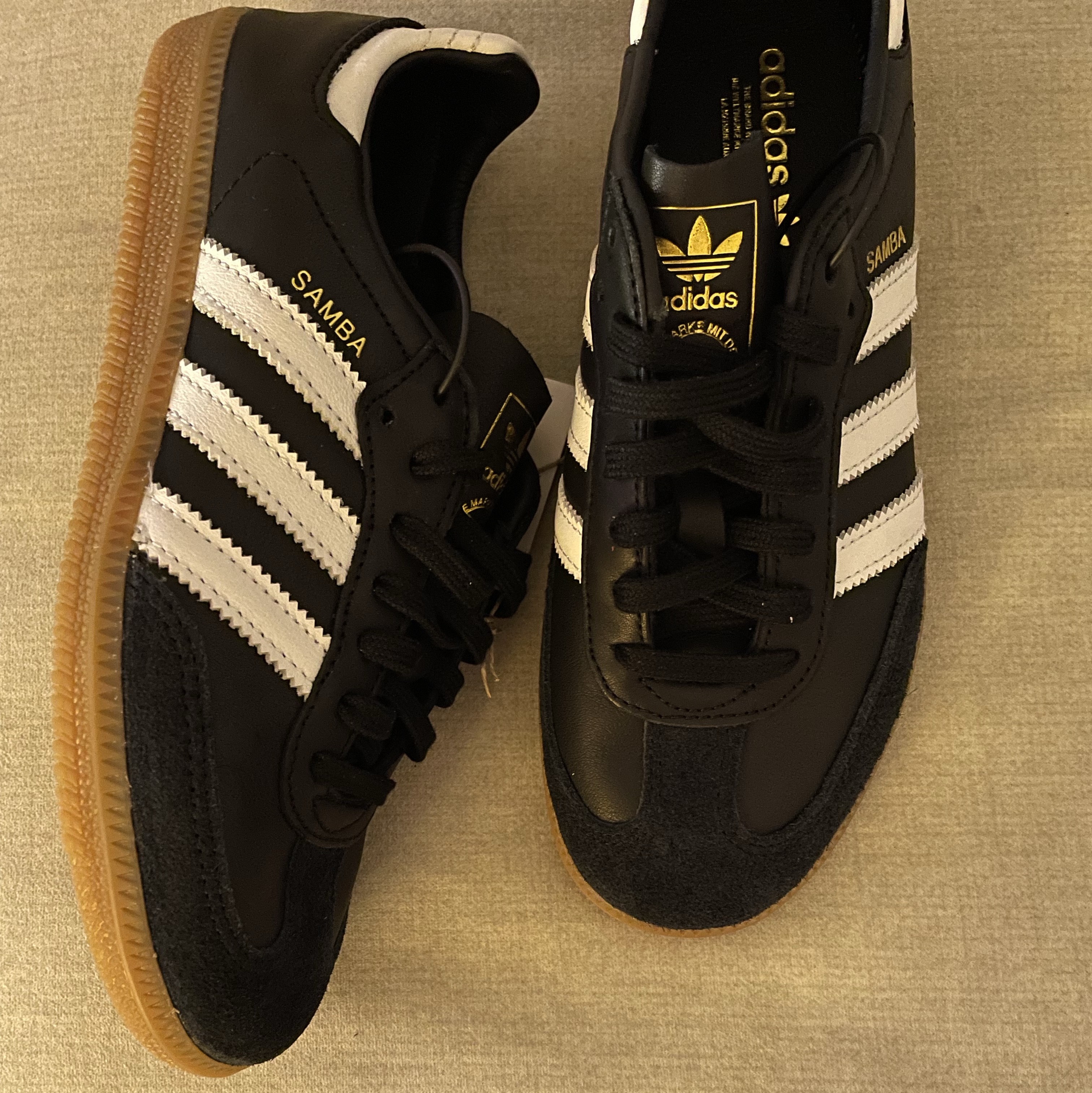 Adidas Samba Decon Core Black 착용 스타일