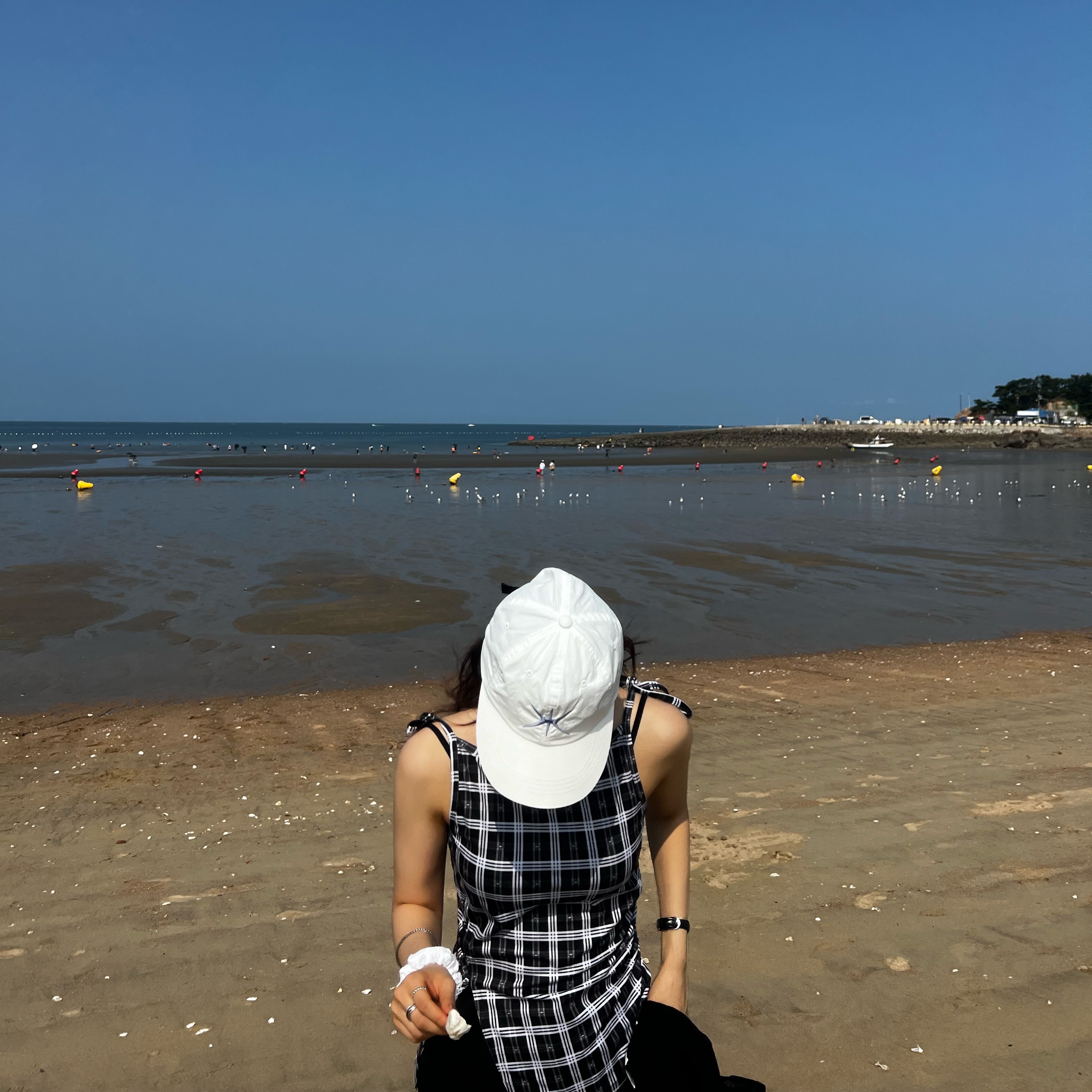 Yunse Women Olive Sleeveless Top Check, Crocs Echo Clog Atmosphere 착용 스타일 - 1