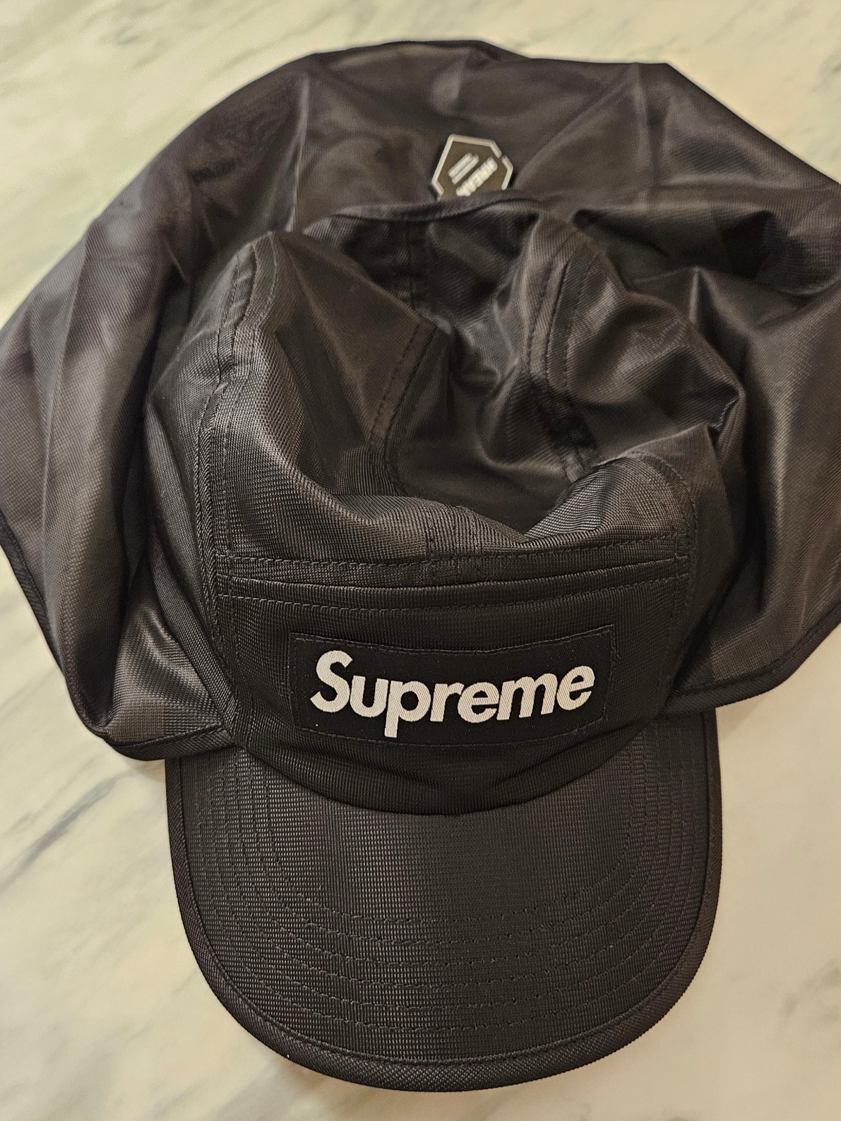 Supreme Mesh Sunshield Camp Cap Black - 24SS 착용 스타일