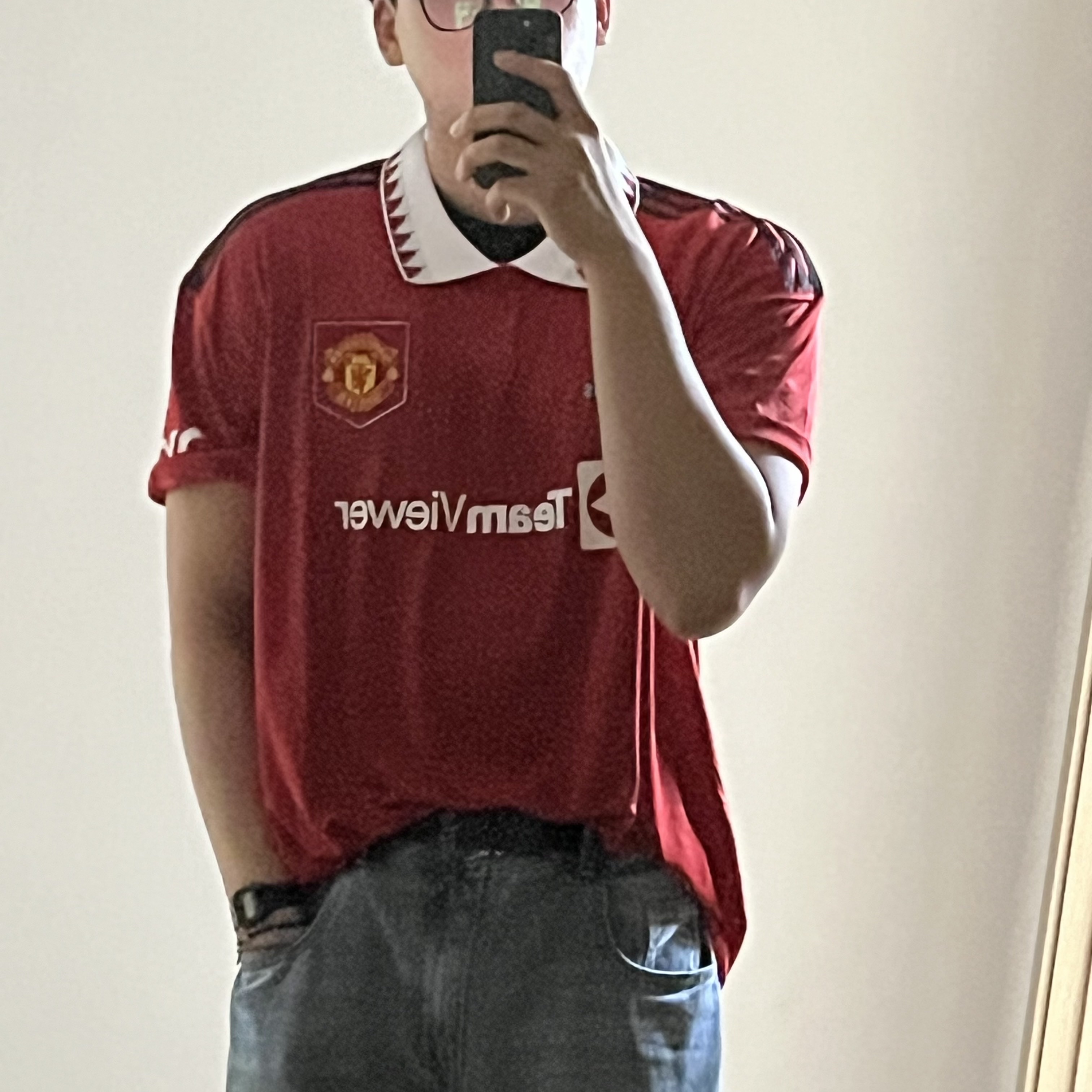 Adidas Manchester United 2022/23 Home Jersey Real Red - US Sizing (Non Marking Ver.) 착용 스타일