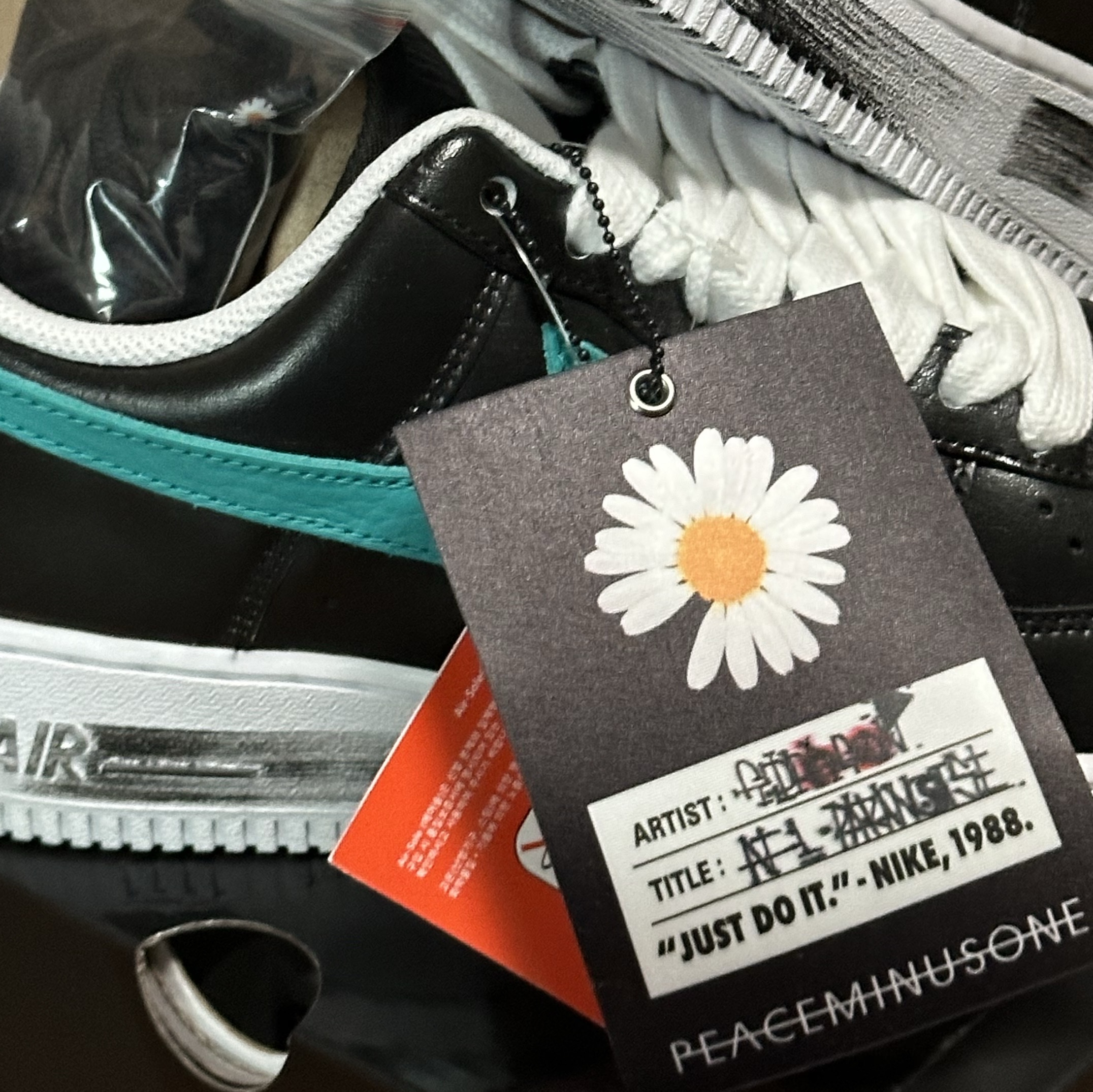 Nike x Peaceminusone Air Force 1 Low Para-Noise 3.0 Black and Multicolor 착용 스타일 - 2