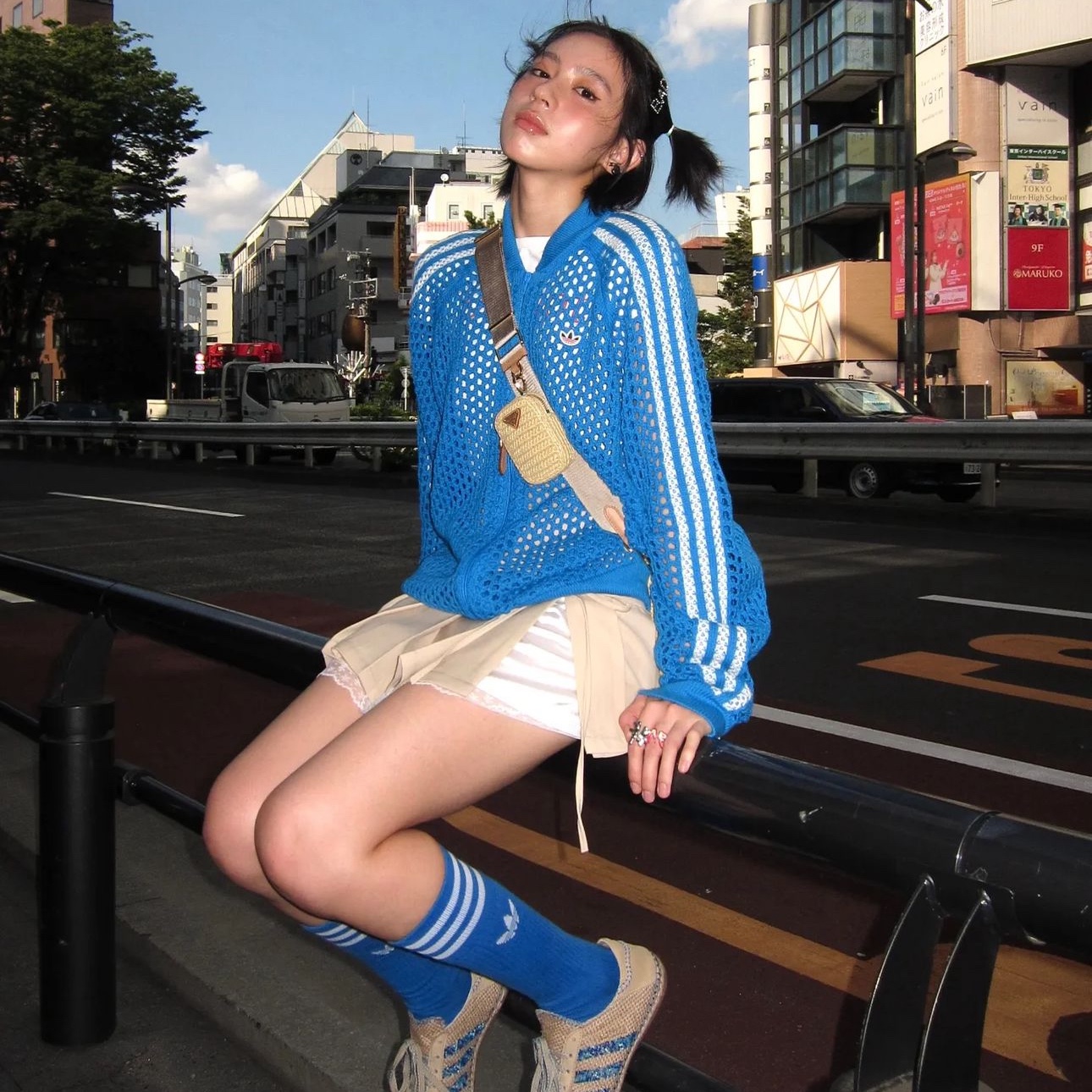Adidas x Clot Crochet Track Top Bright Blue - KR Sizing 착용 스타일 - 3
