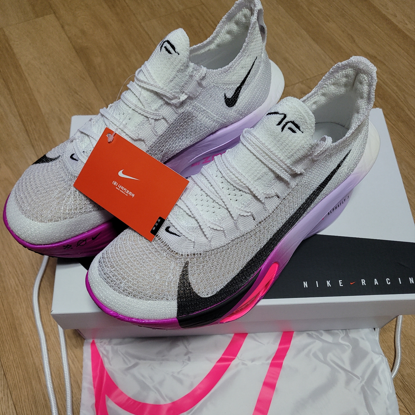 Nike Air Zoom Alphafly Next% 3 Hyper Pink 착용 스타일