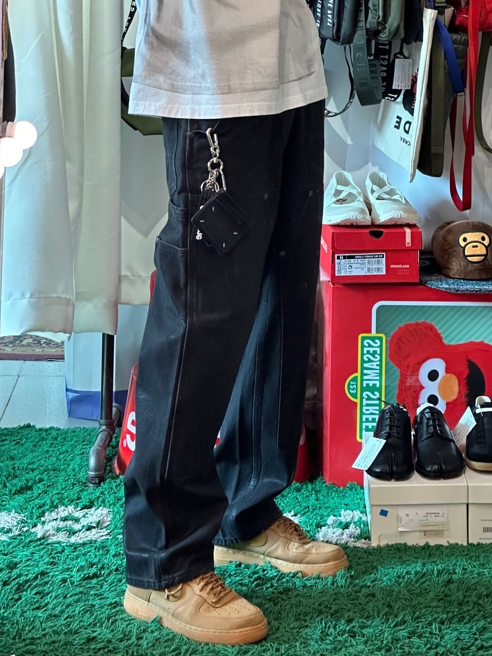 Nike x Supreme Air Force 1 Low Baroque Brown, Supreme x MM6 Maison Margiela Box Logo T-Shirt White - 24SS 착용 스타일 - 3