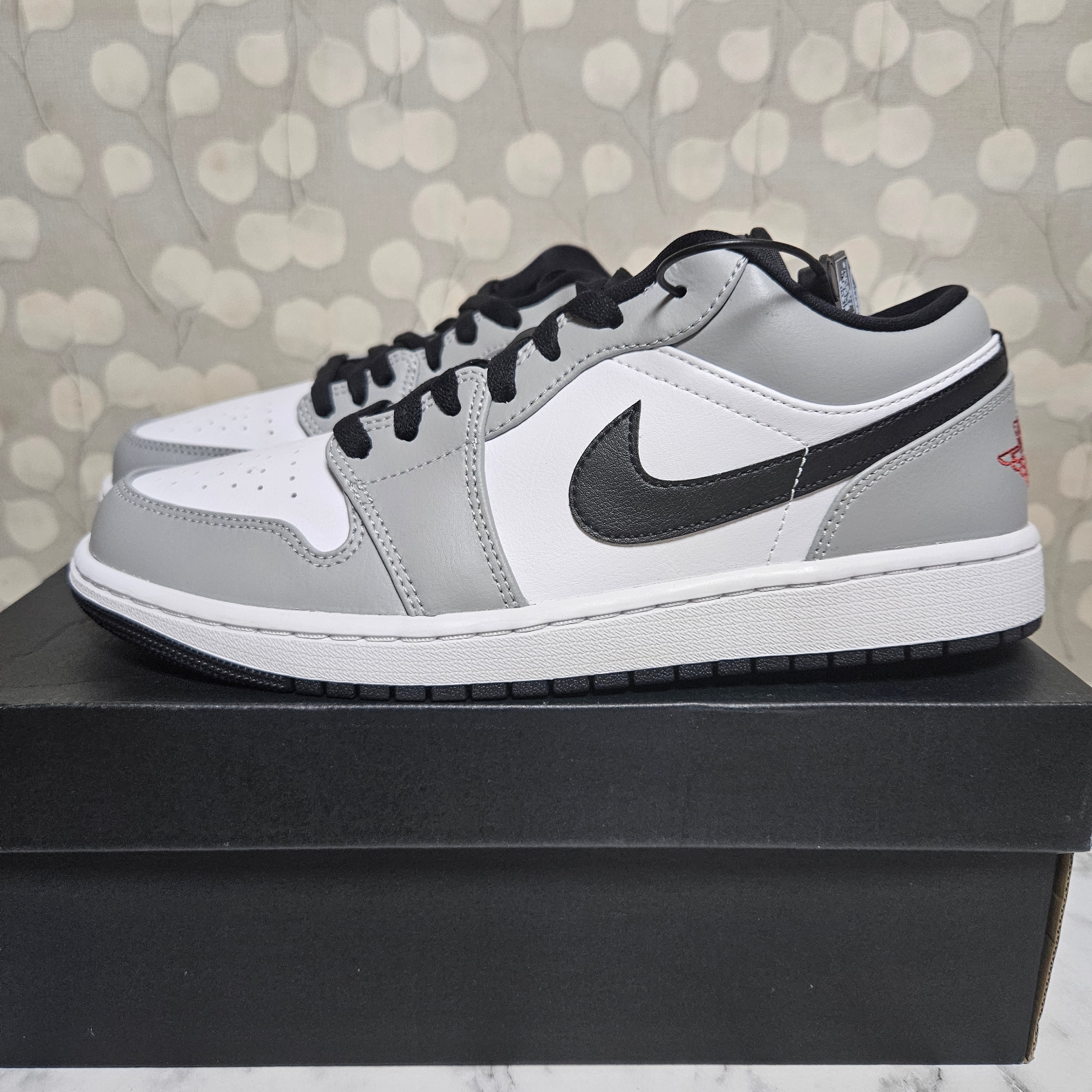 Jordan 1 Low Light Smoke Grey 착용 스타일 - 3