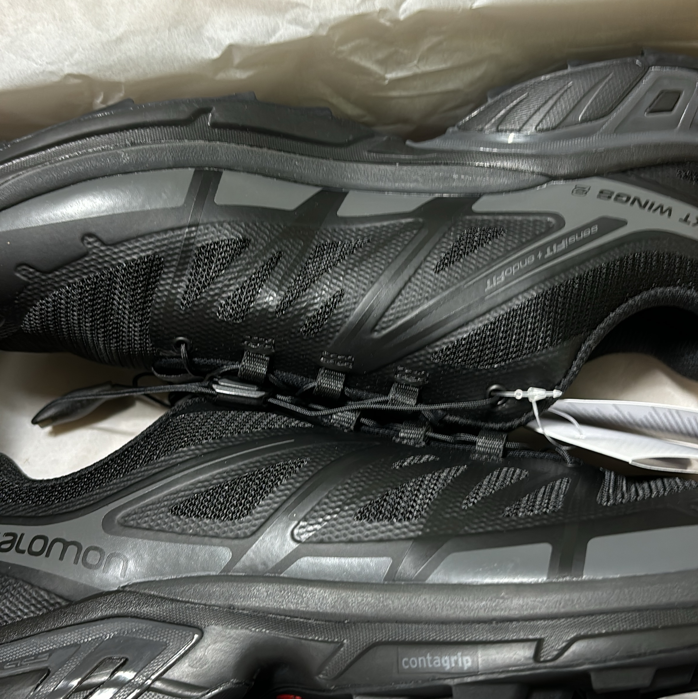 Salomon XT-Wings 2 ADV Black 착용 스타일