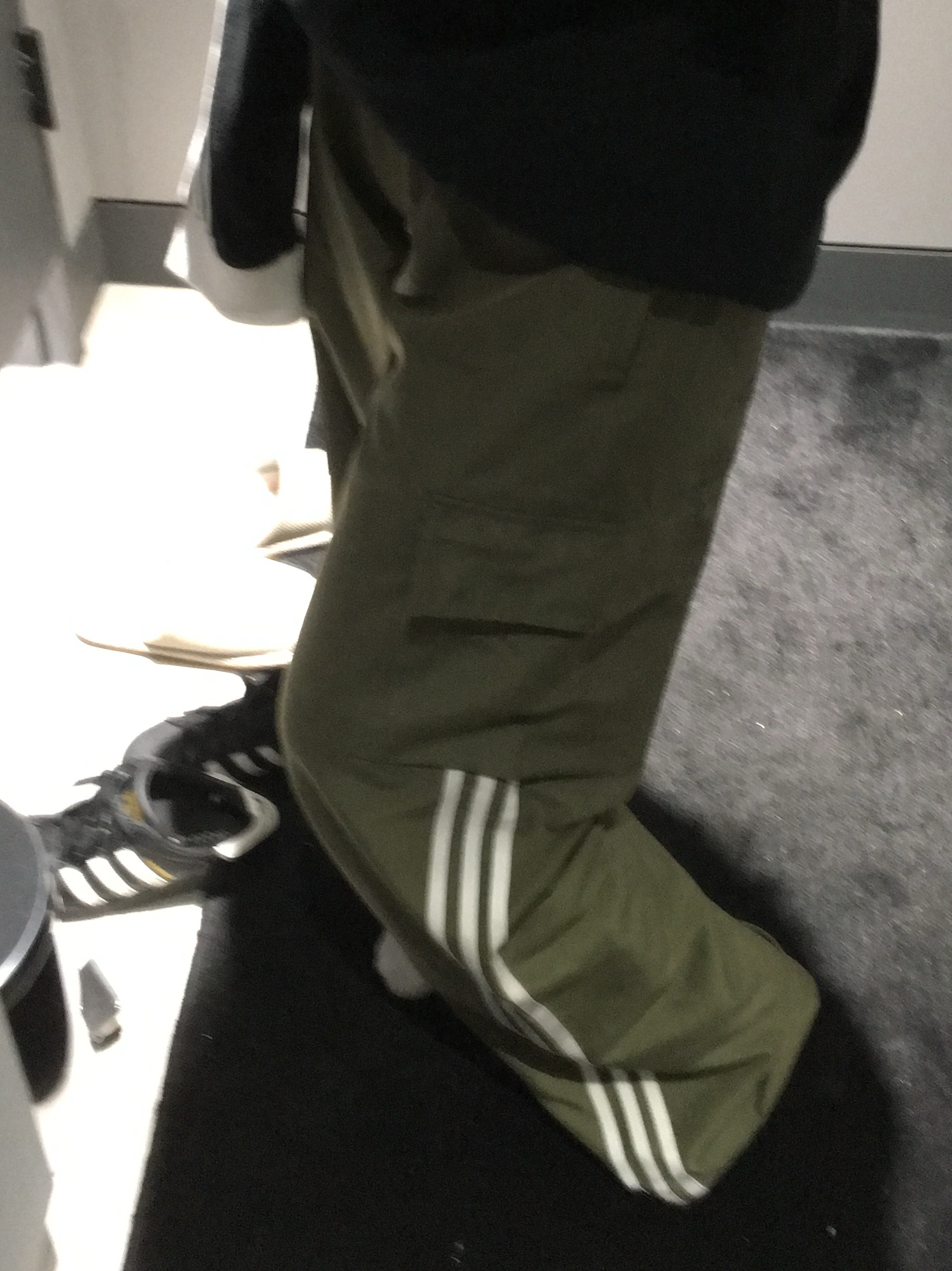 Adidas Superstar Core Black White, Adidas Adicolor Classic 3-Stripes Long Sleeve T-Shirt Black - KR Sizing 착용 스타일 - 2