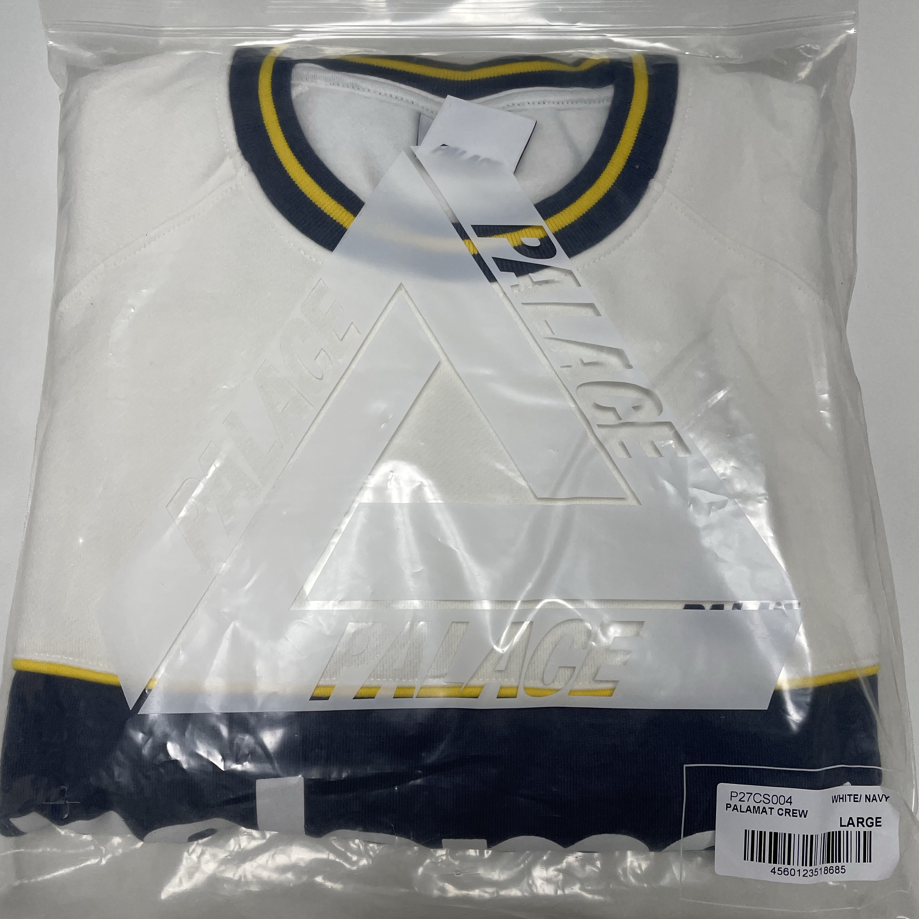Palace Palamat Crew White Navy - 24FW 착용 스타일 - 1