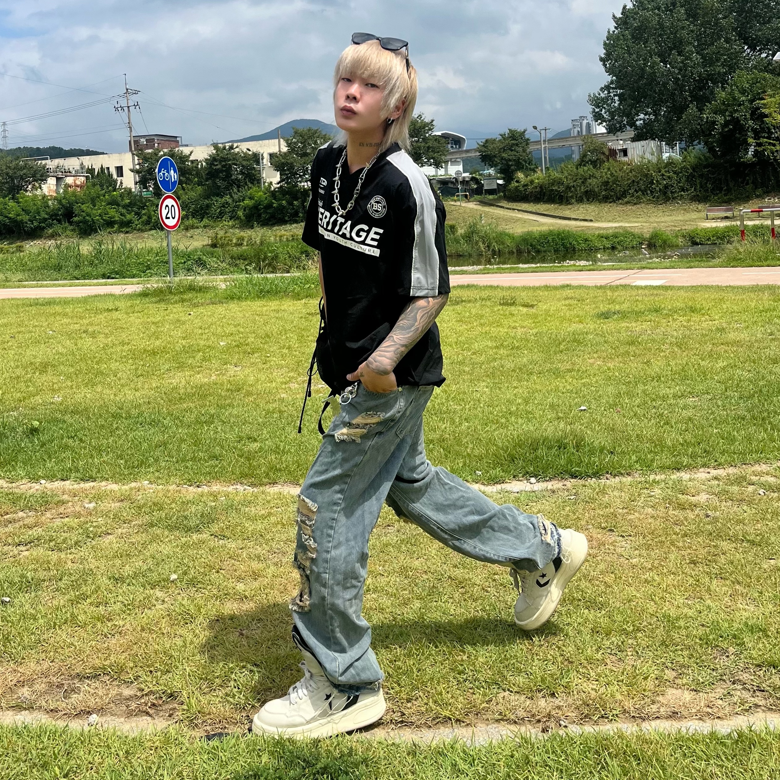 Converse x Drkshdw Turbowpn Pelican 착용 스타일 - 1