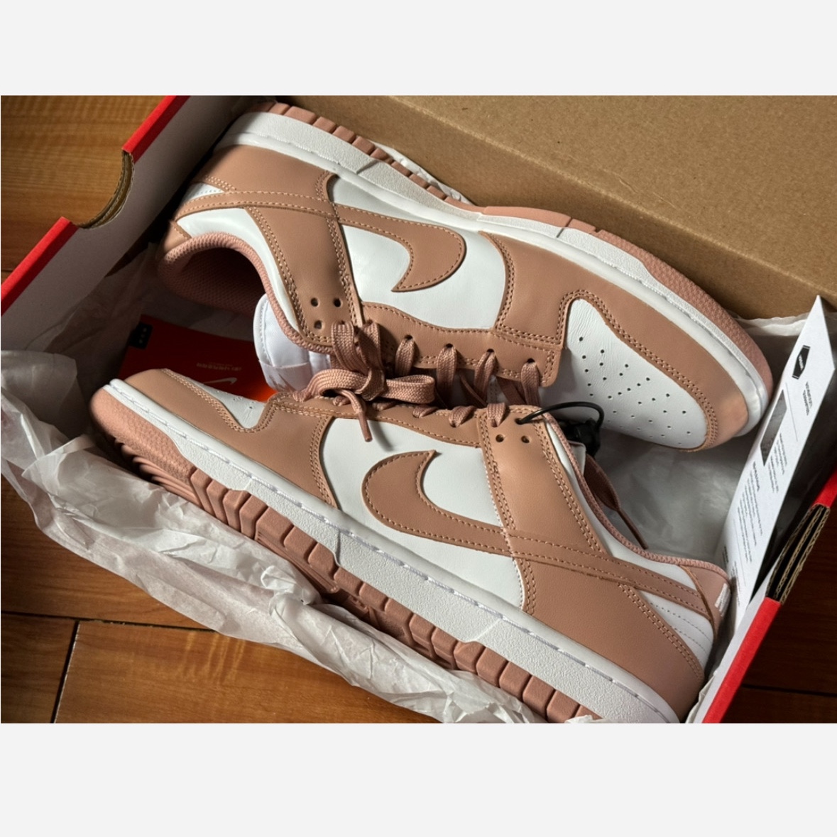 (W) Nike Dunk Low Rose Whisper 착용 스타일 - 1